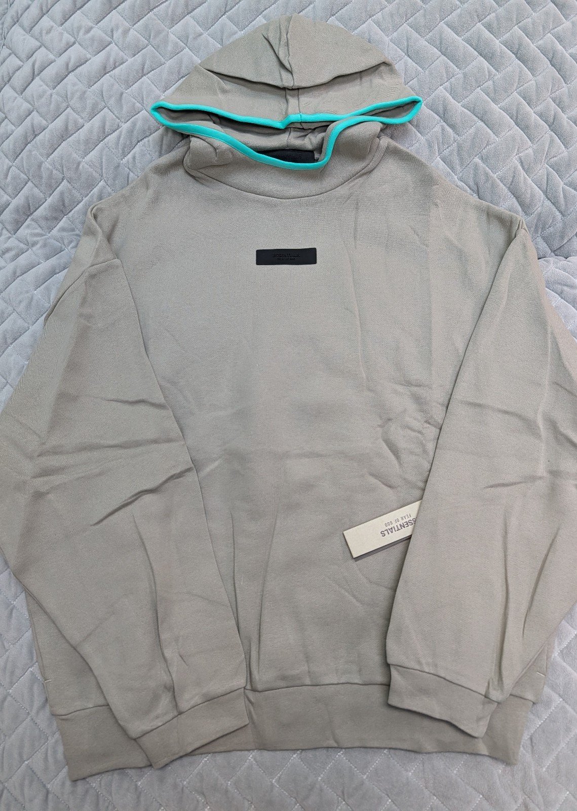 Essentials Seal MEDIUM hoodie