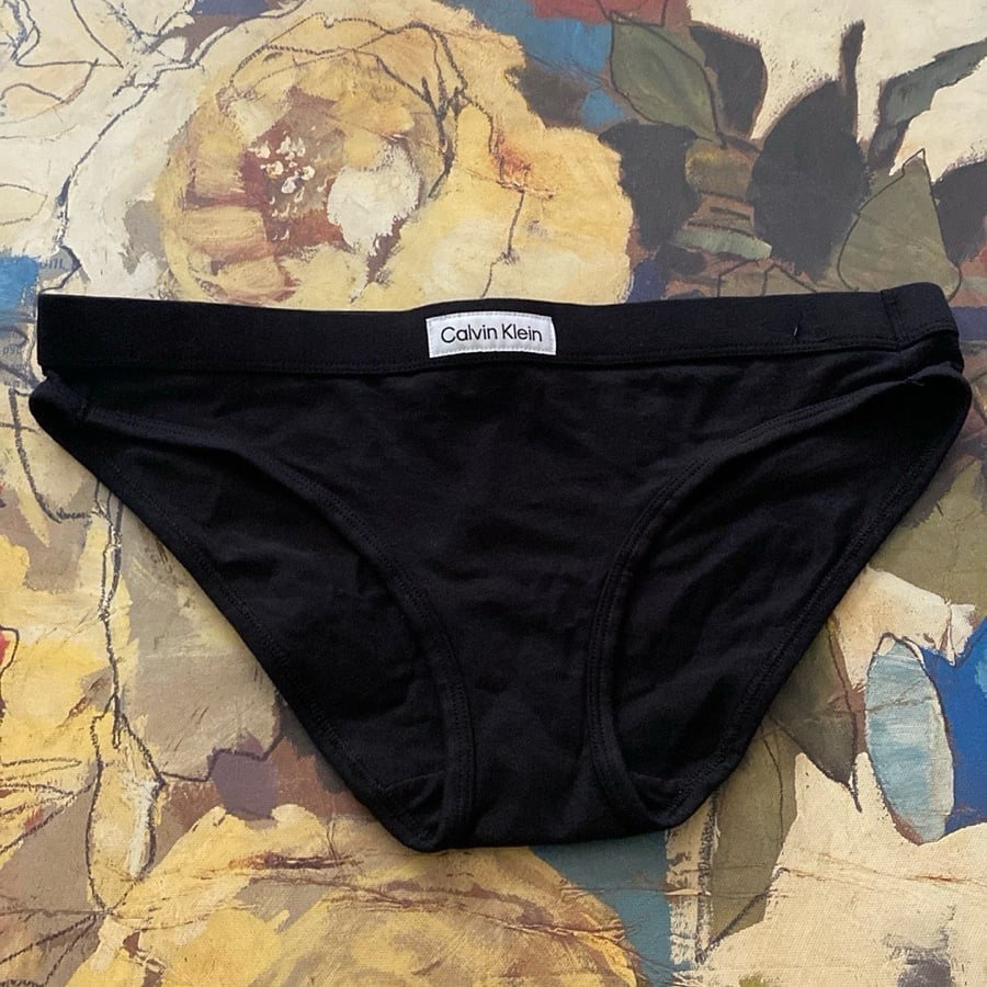 Calvin Klein Panty (size:S)