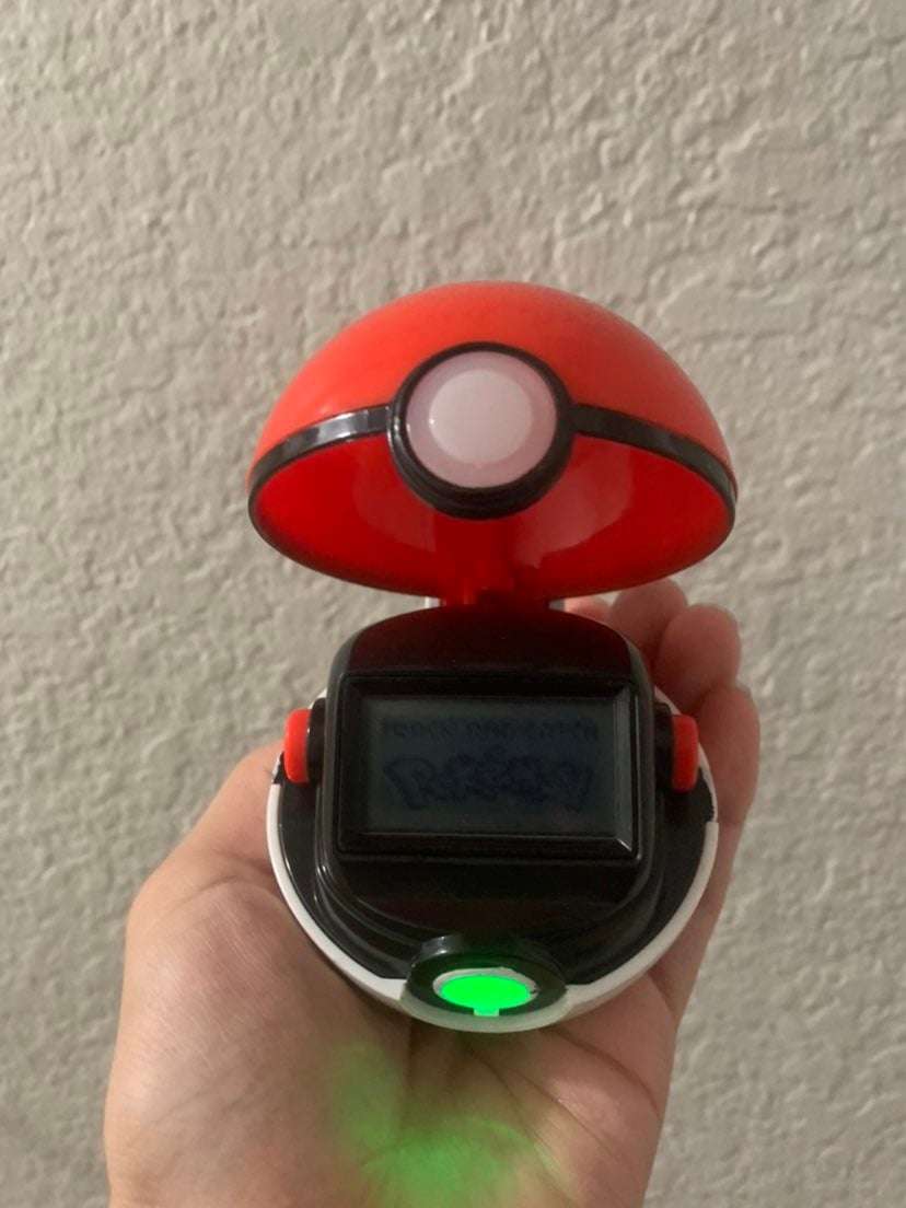 Pokemon ball
