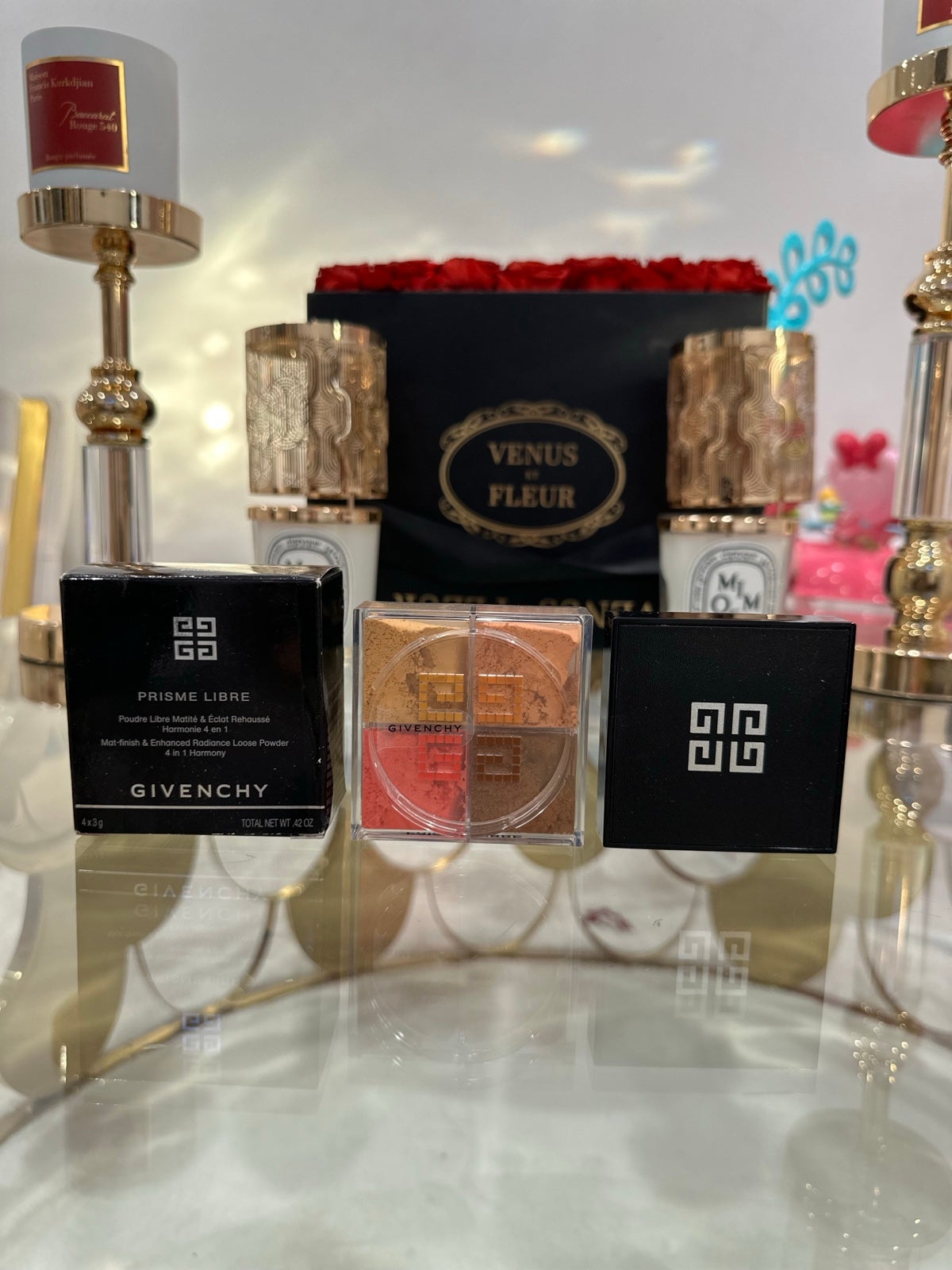 Givenchy Prisme Libre Loose Setting and Finishing Powder SOLD OUT !!