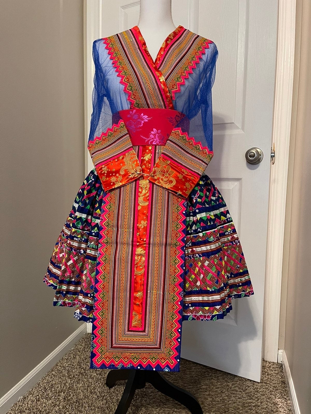 Hmong Outfit Machine Embroidery Size 36/38