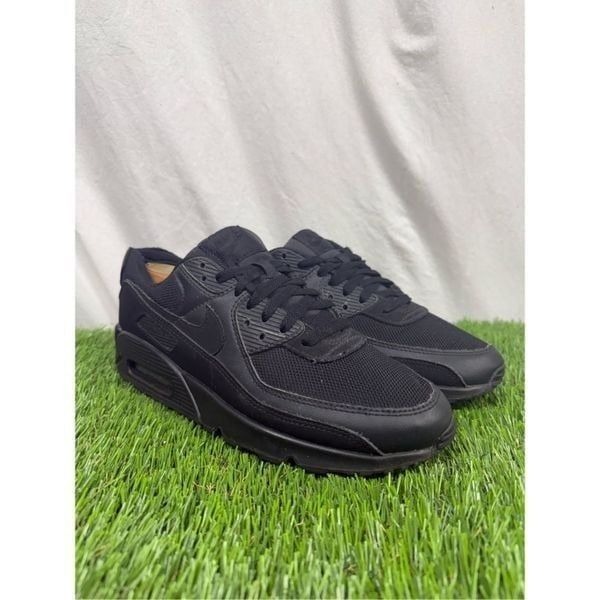 Nike Air Max 90 Men's Size 10 US CN8490-003 Triple Black Lace Up Athletic Shoes