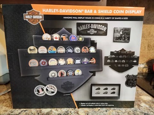 Harley Davidson Poker Chip / Challenge Coin Display - Bar and Shield NEW IN BOX