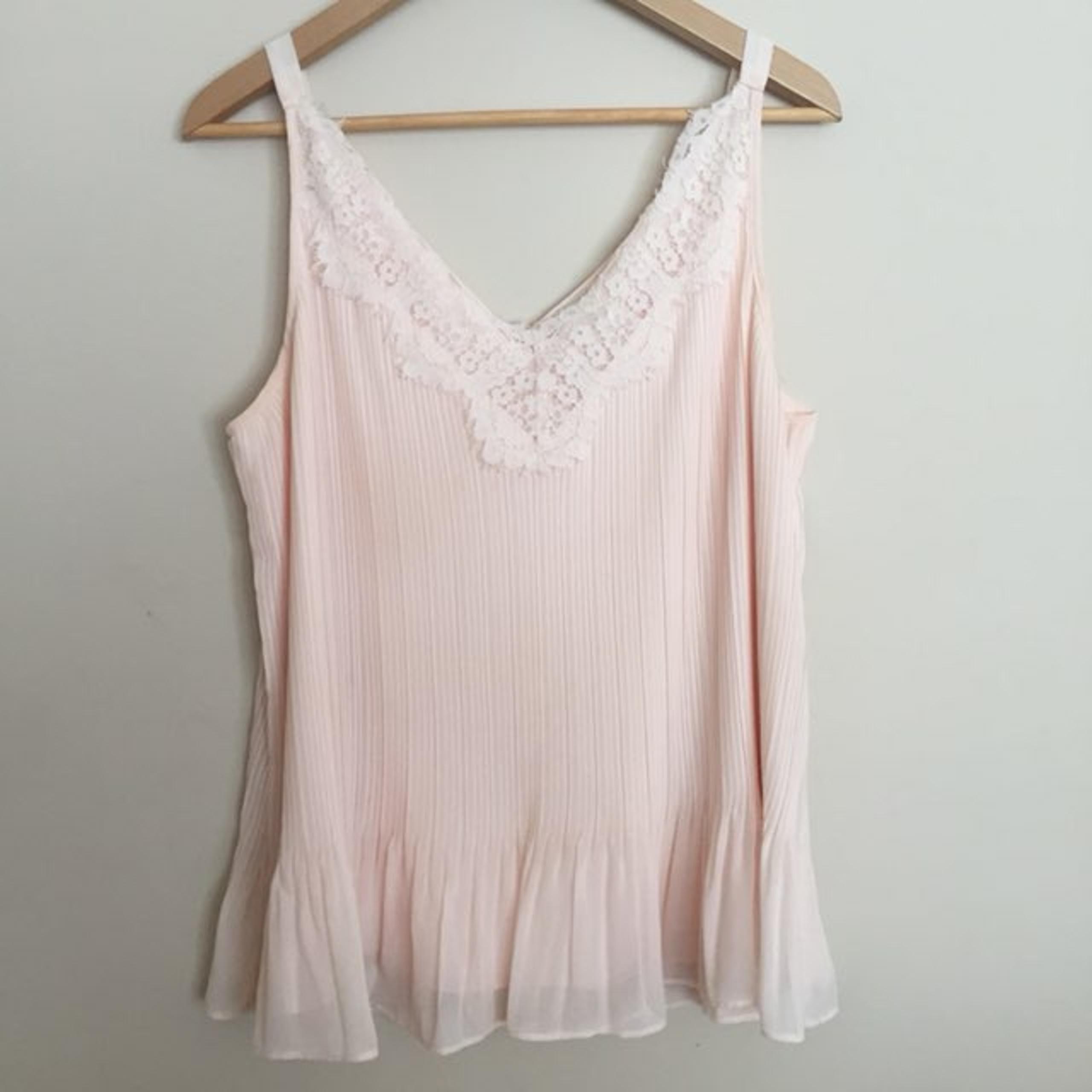 Chico’s Tank Top Pleated Sz L 12 Chico 2
