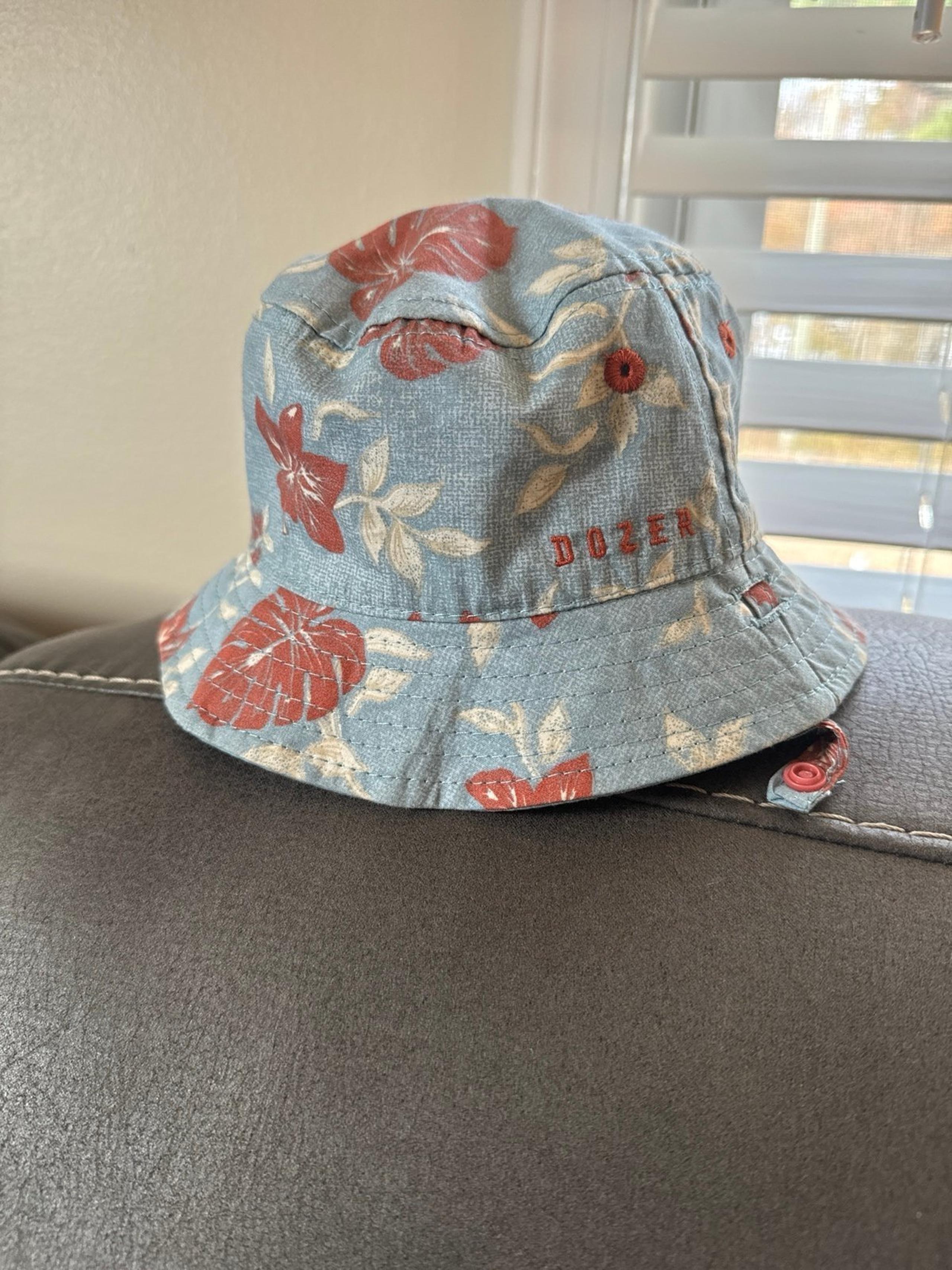 Dozer Reversible Baby Hat