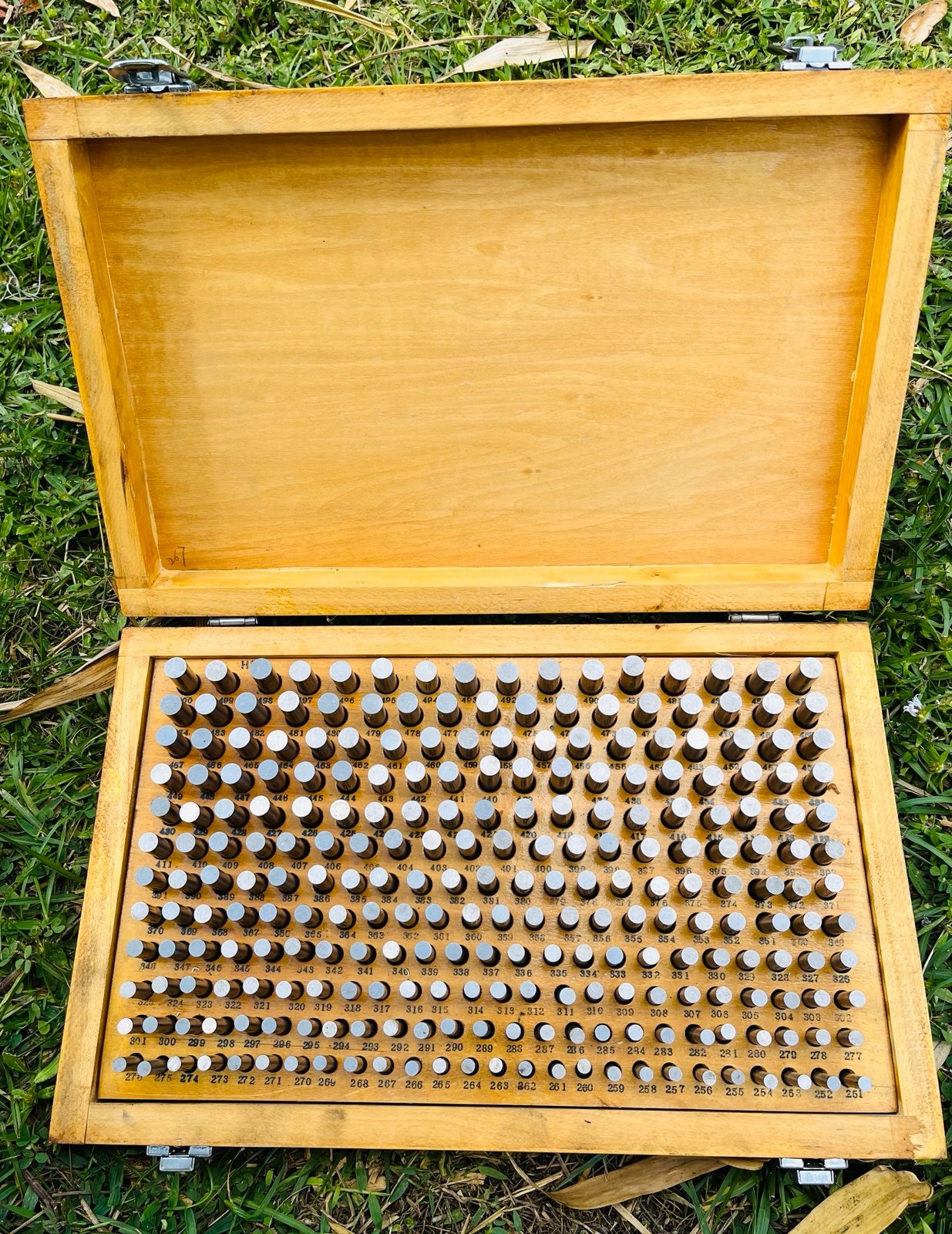 HDT cylinder gage set