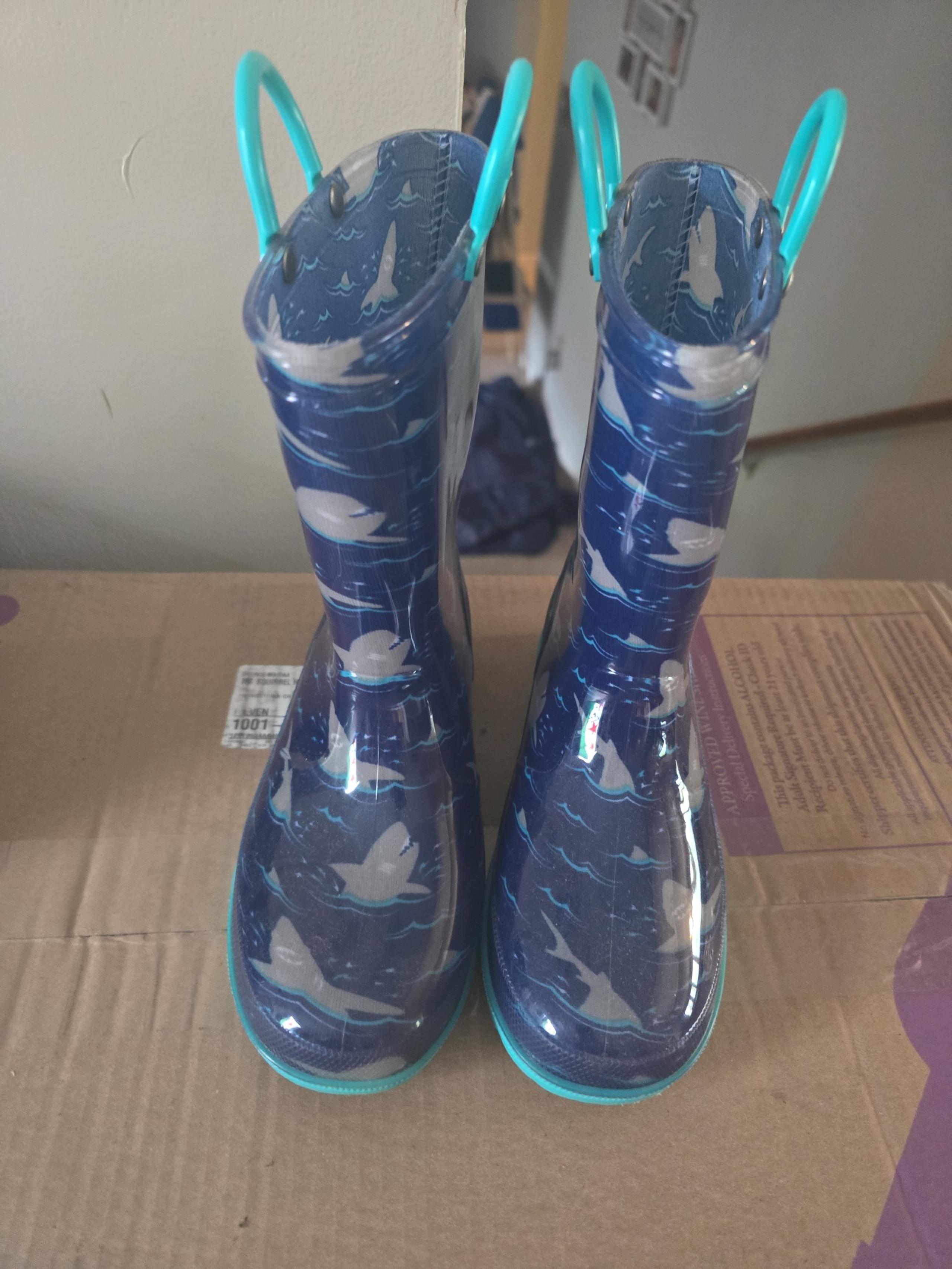 Rain boots for kids size 1