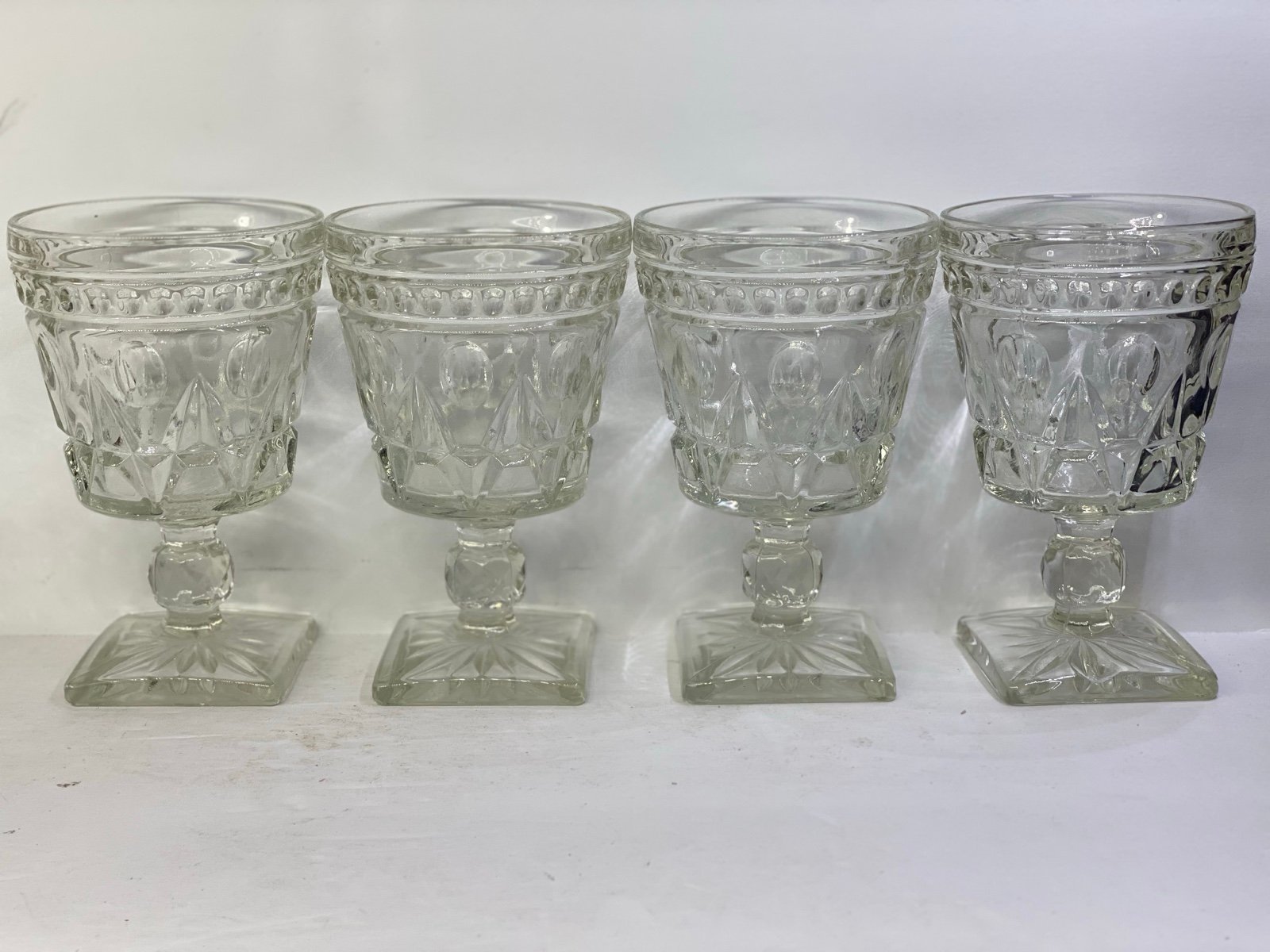 Set of (4) Colony Park Lane Vintage Clear Glass Water Goblets Stemmed Glasses. O