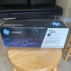 HP 12A Original LaserJet Toner Cartridge in Black
