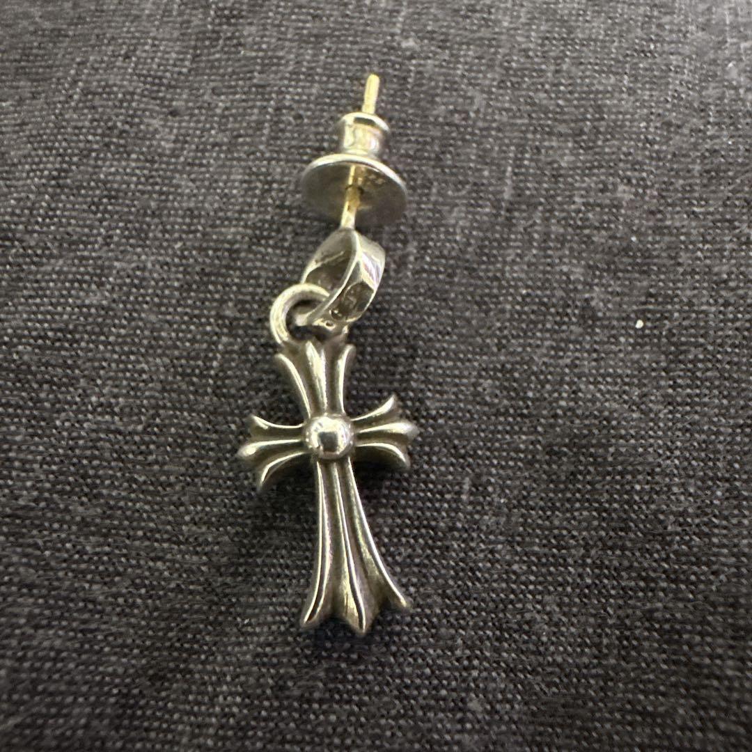 Buy Chrome Hearts Baby Fat Cross Earring Online at Groupie
