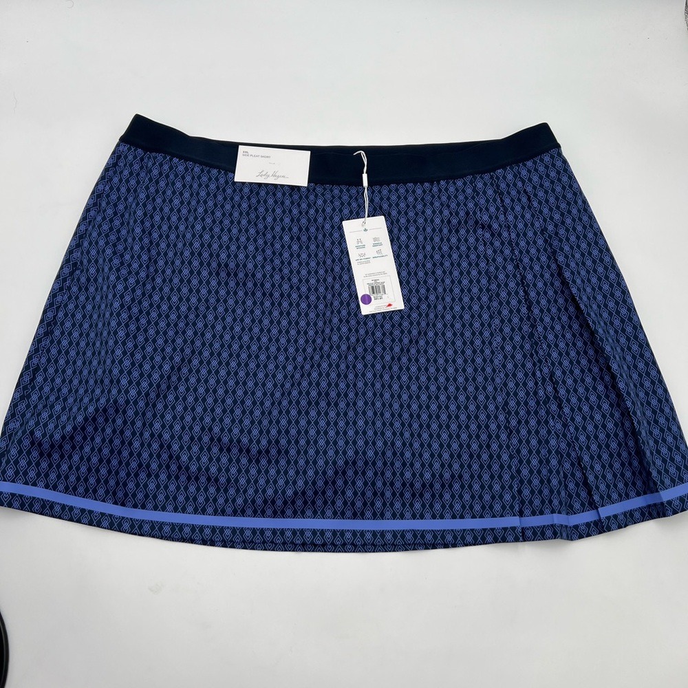 New women's Lady Hagen side pleat skort size XXL. Retails for 65.
