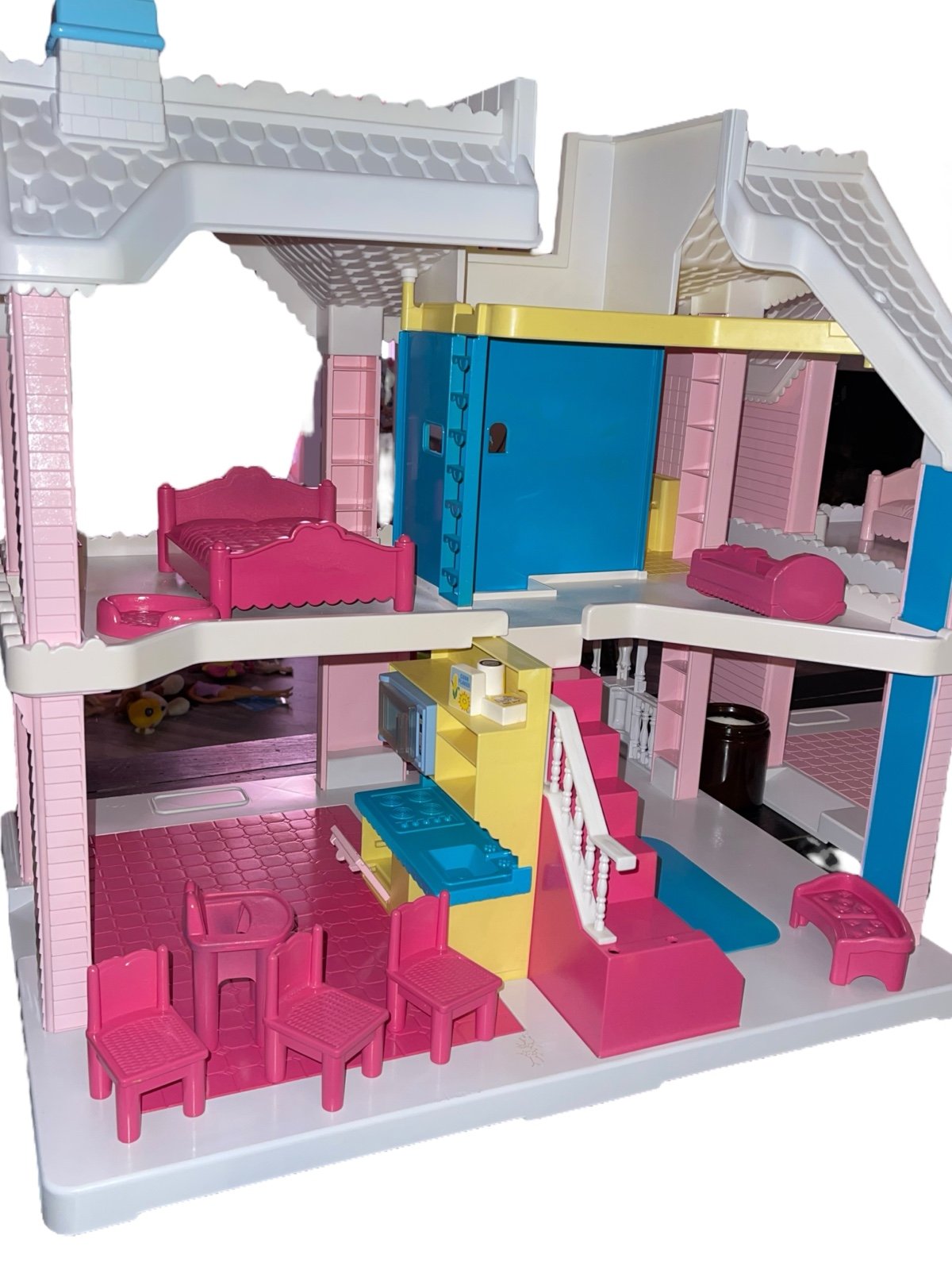 Playskool dollhouse redone! Furniture pretty n pink! Anything added ships FREE