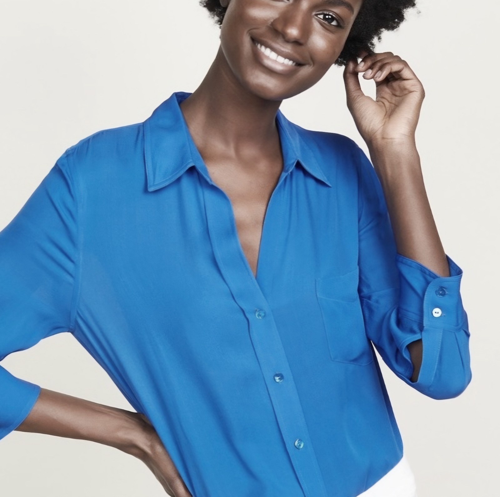 L'agence 100% silk blue button-down shirt size XS