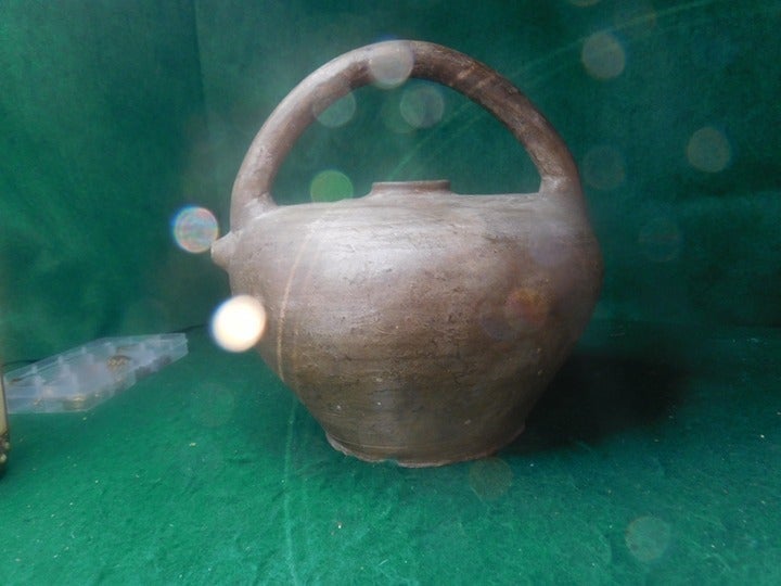 1800'S RARE FRENCH WATER-CARRYING CONTAINER WITH INTEGRAL HANDLE