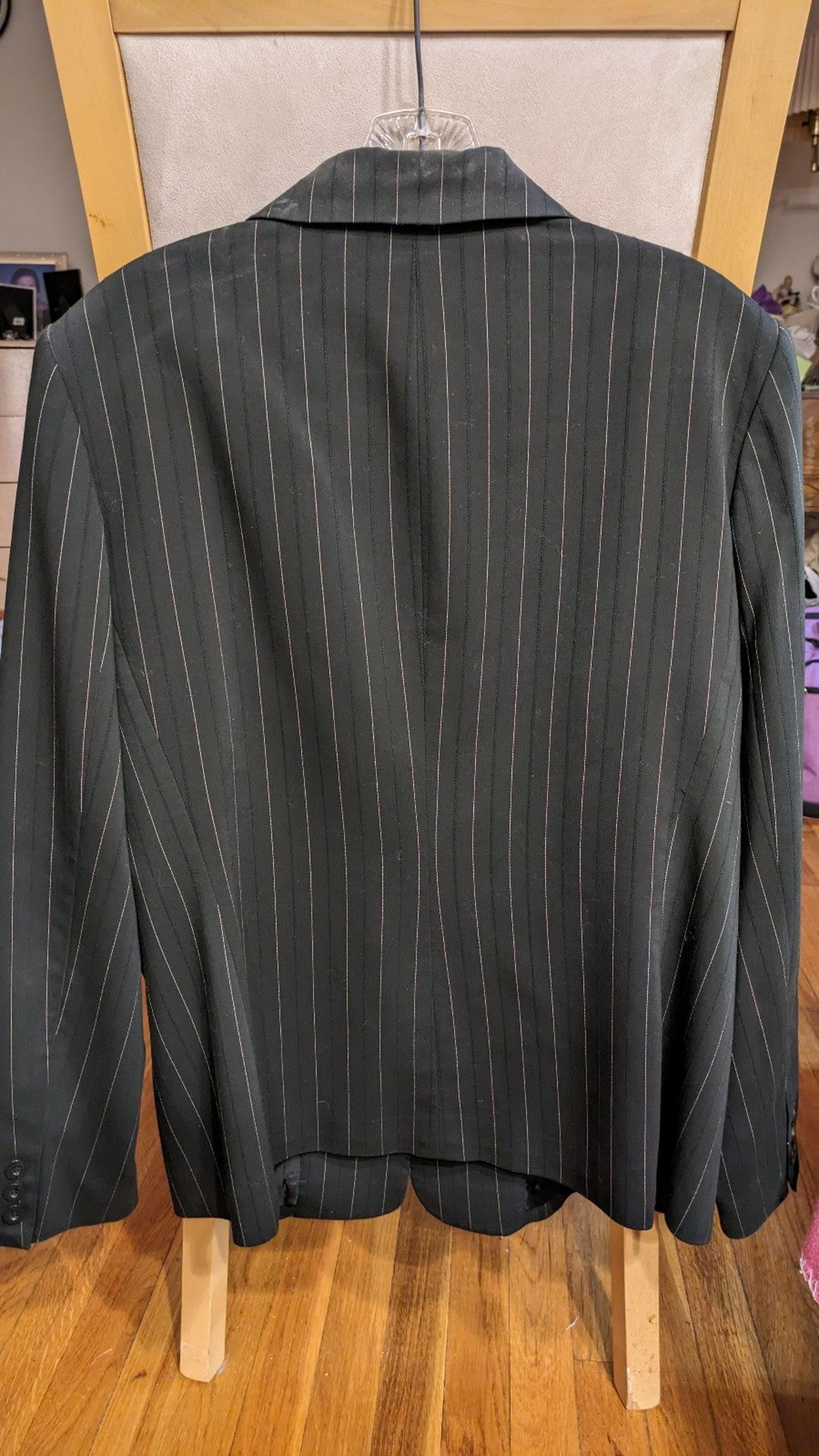 Style & Co - Ladies Pinstripe pant suit in Black - size 14
