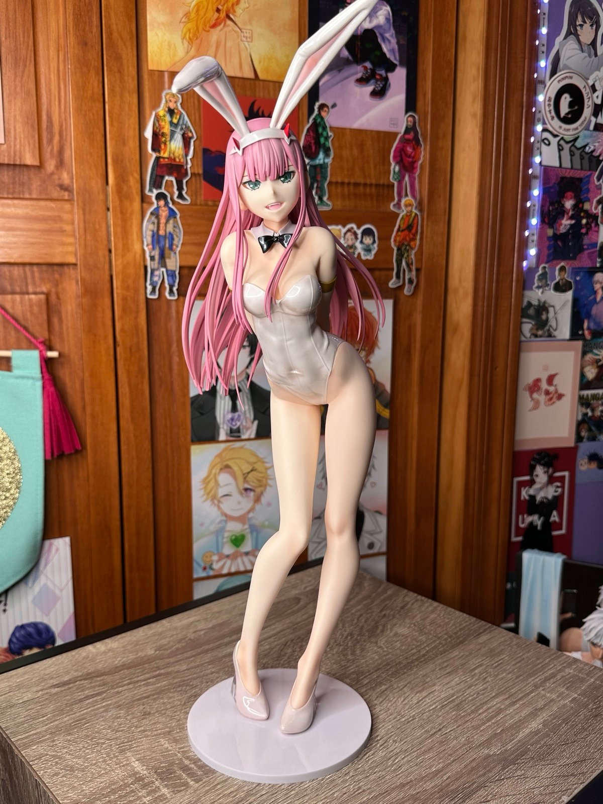 Zero Two FREEing Bunny