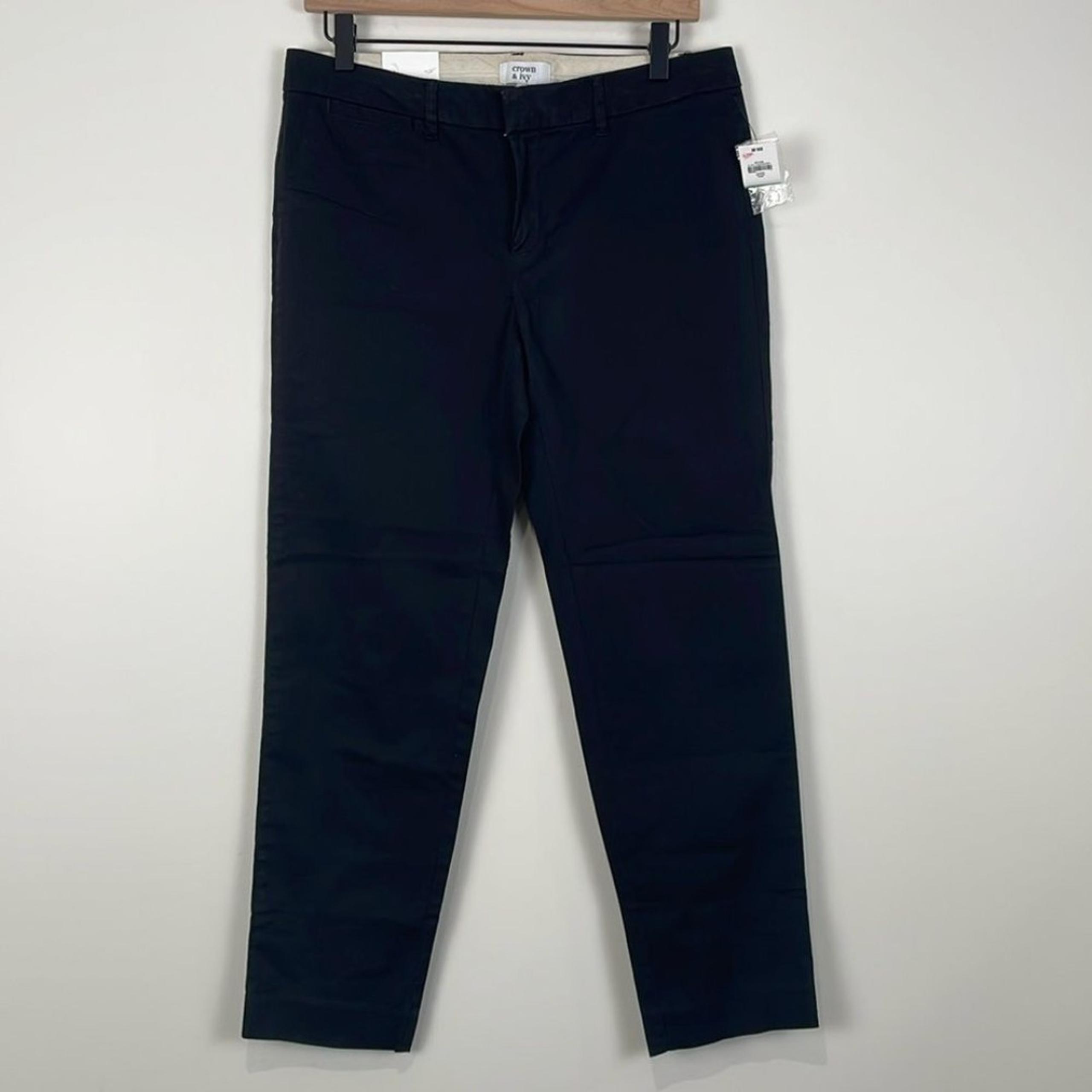 NWT crown & ivy Women’s Size 8 Crop Tapered Dress Pants Black