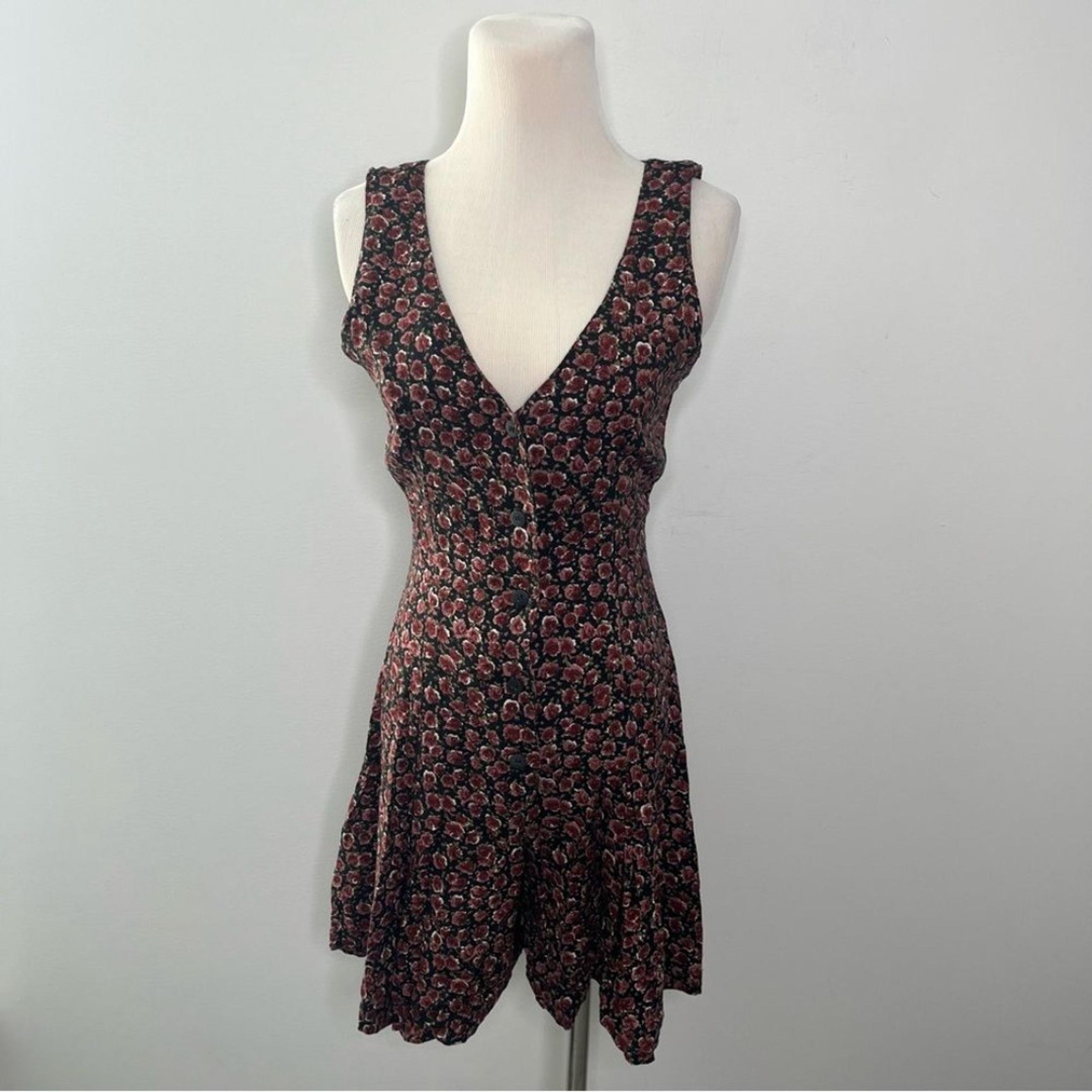Vintage No Boundaries Floral Romper S