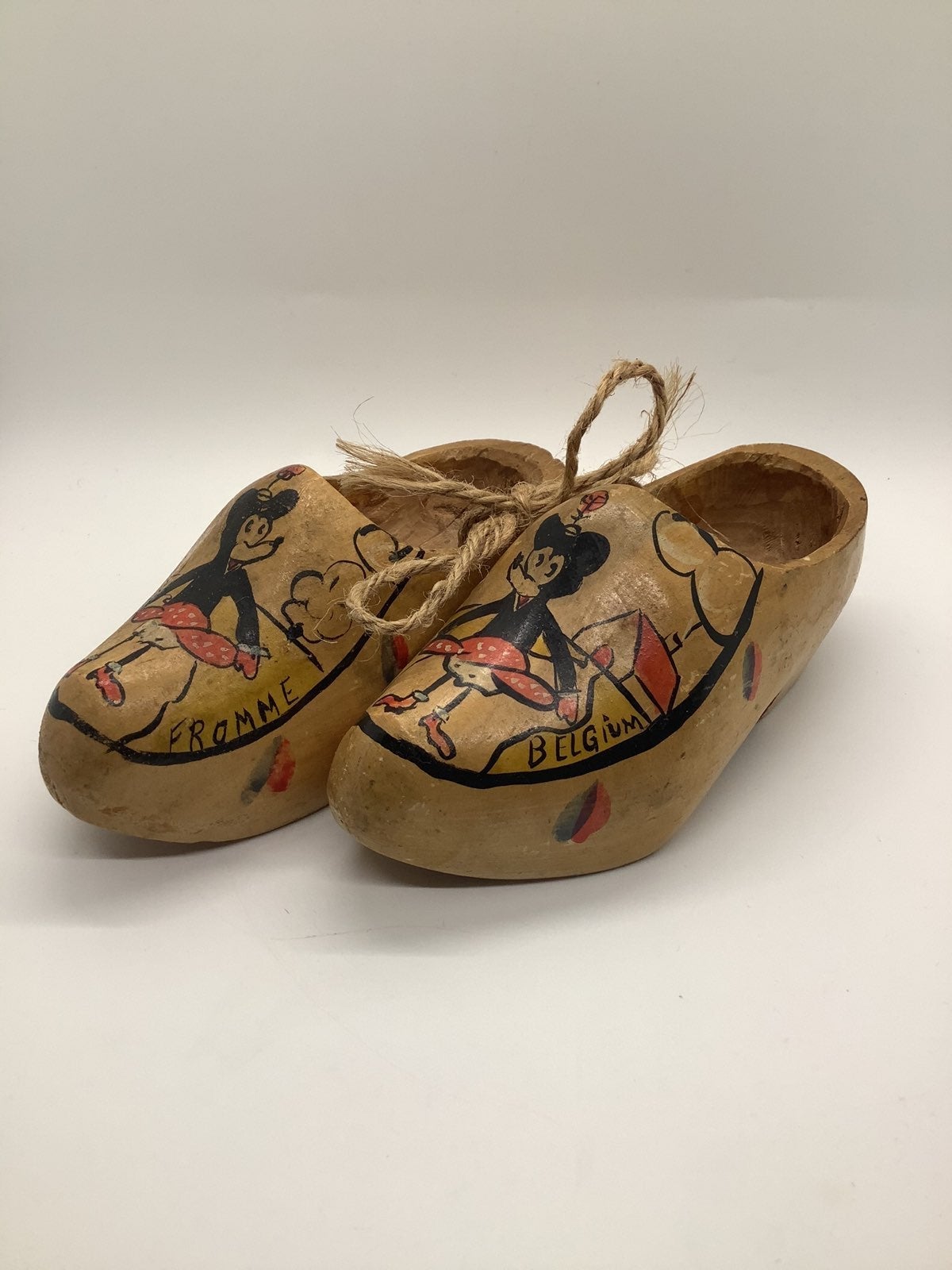 1940s Mickey & Minnie Belgium Wooden Clo