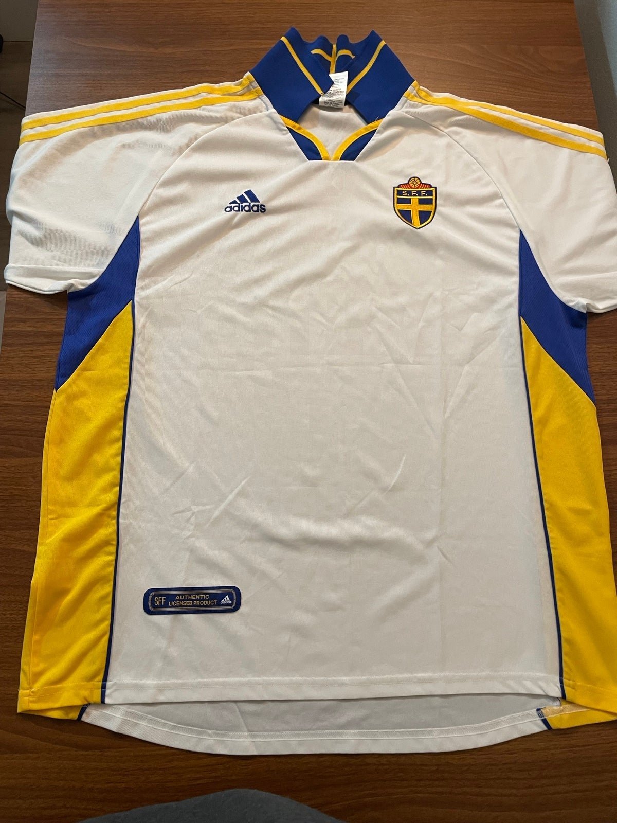 Vintage Adidas Sweden 2000 Away Soccer Jersey Shirt Mens Size XL White Rare!