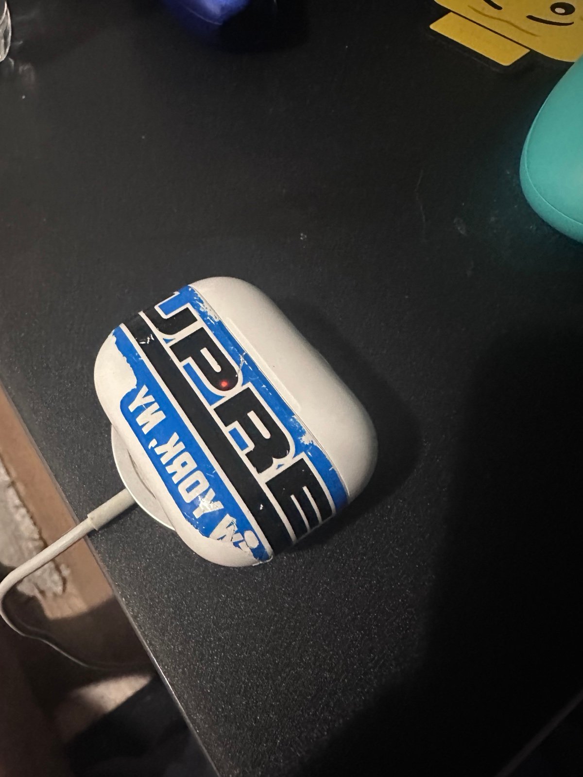 Apple AirPods 1st Generation with Charging Case