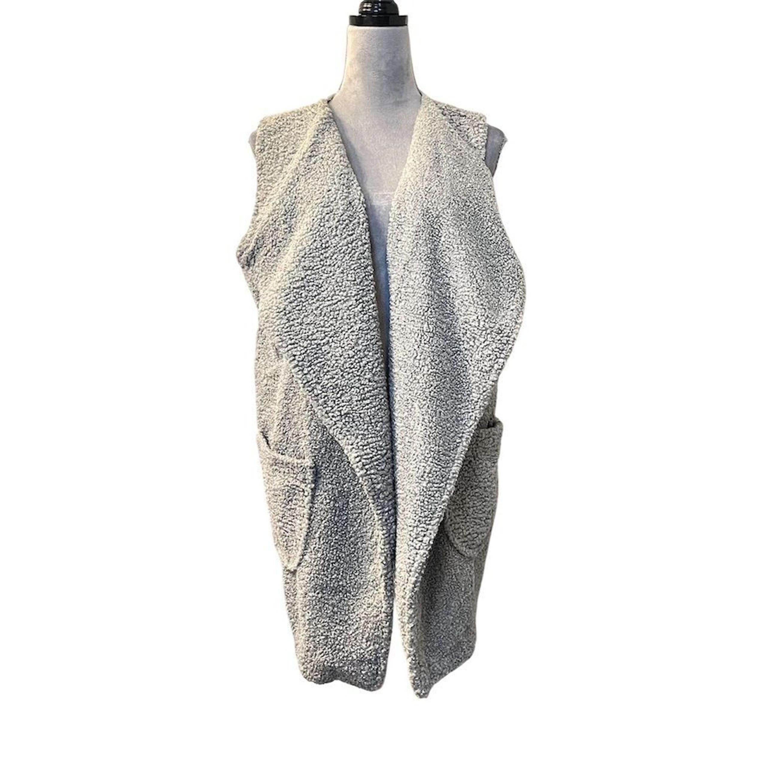 Umgee Women's Gray Sleeveless Sherpa Vest Size L Open Front Pockets Alpine