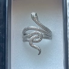 bomb party reign villian snake ring size 11