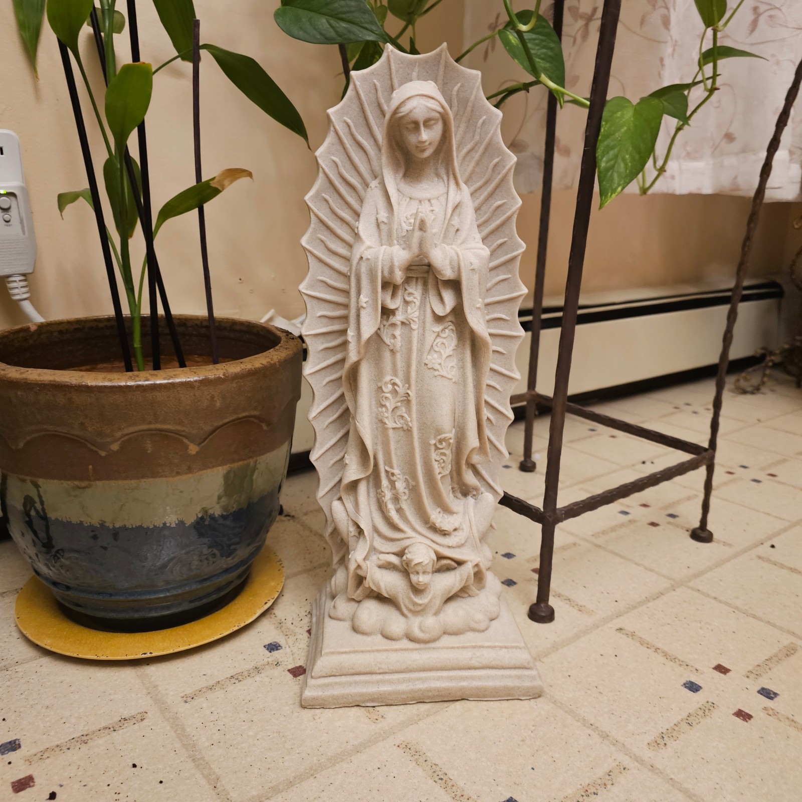 NEW Virgen De Guadalupe