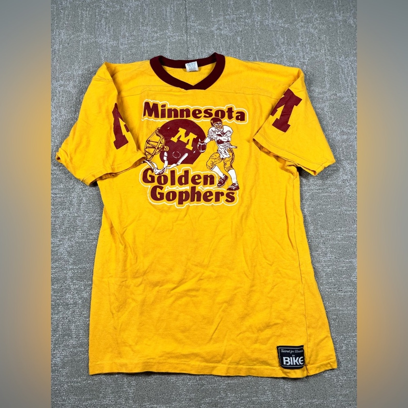 Vintage BIKE MN Golden Gophers Single Stitch Football T-Shirt Womens XL