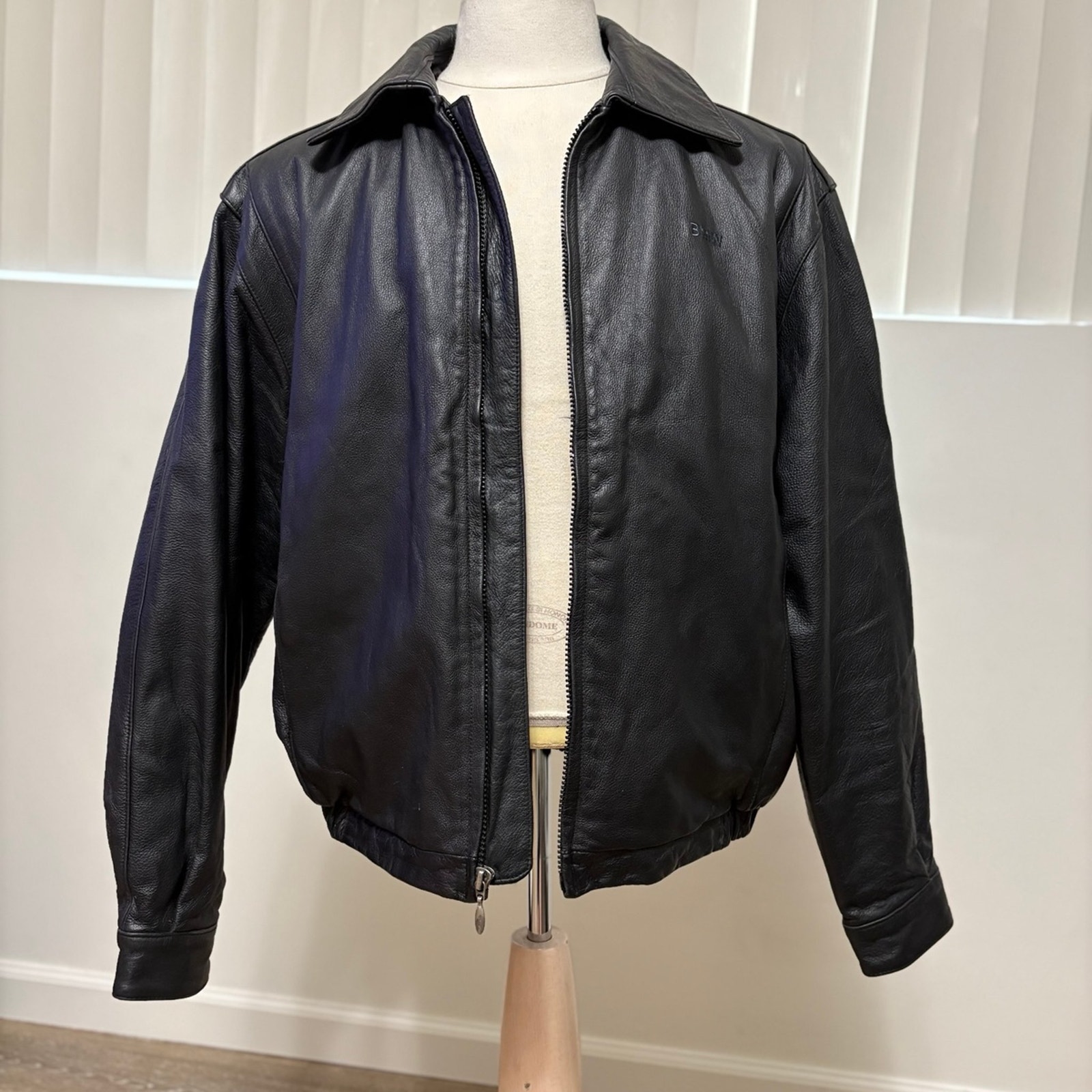 Gear for Sports BMW Black Leather Biker Motorcycle Full-Zip Jacket Medium