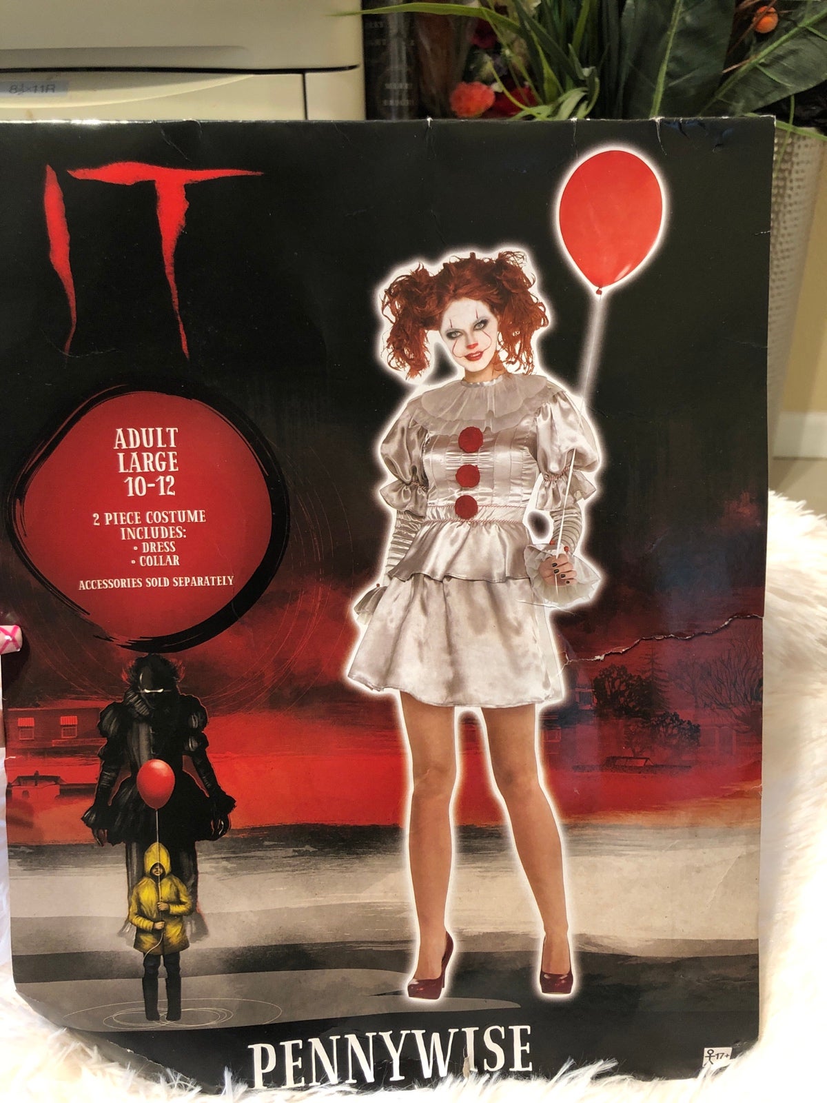 PENNYWISE-Adult-Size-Large/Brand New