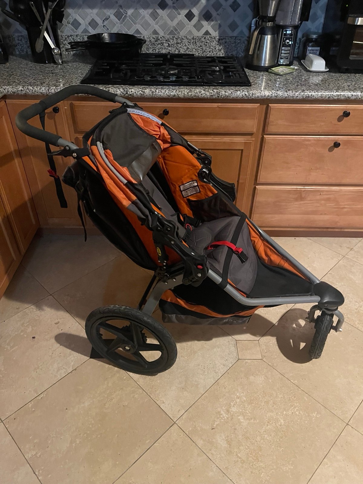 BOB Revoltion SE Jogging Stroller safety orange and gray