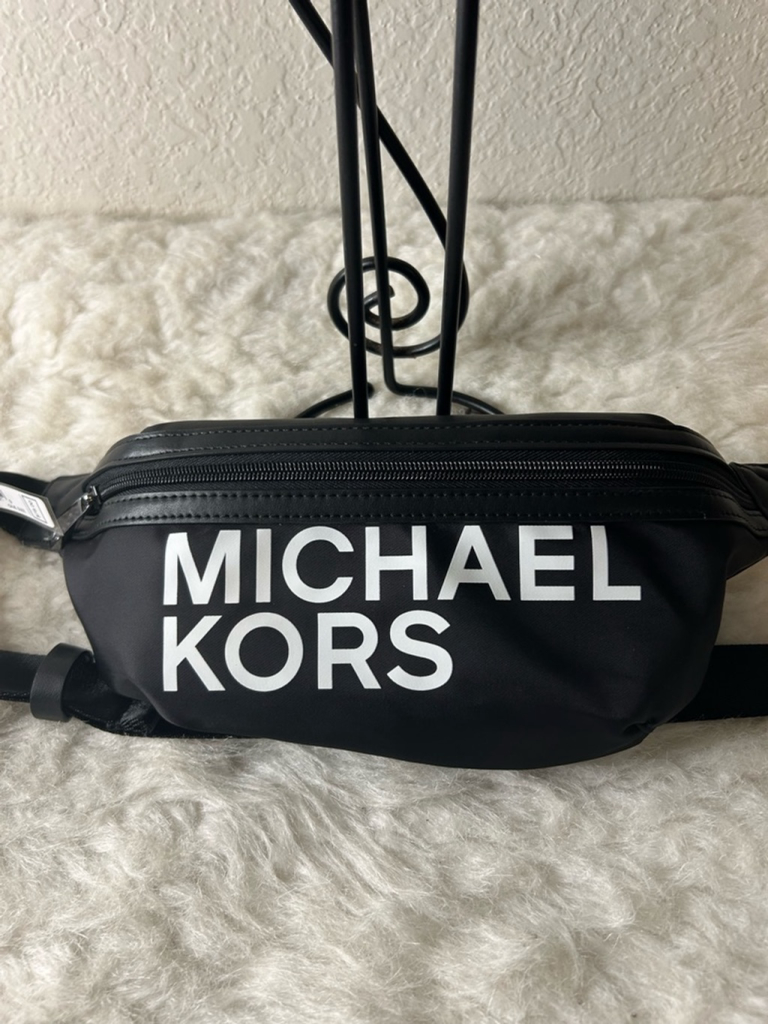 NWT Michael Kors Signature Logo Belt Bag MSRP 78