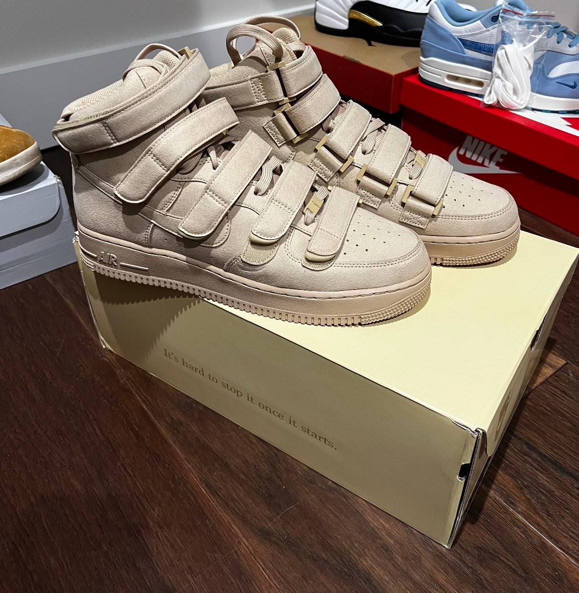 Billie Eilish Air Force 1 High