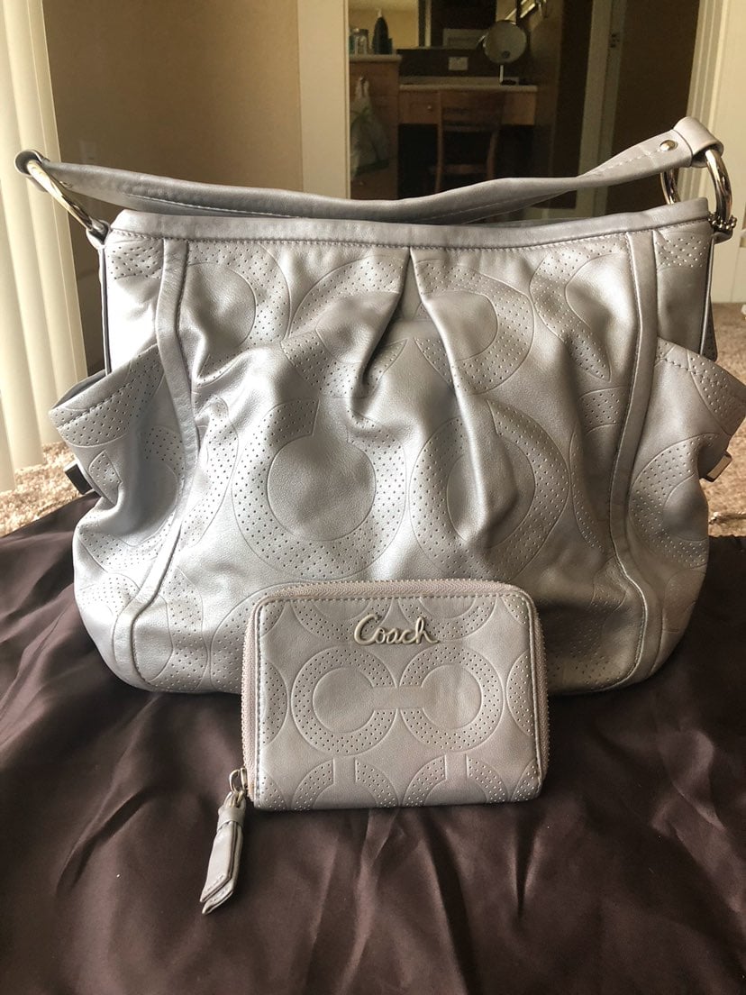 Coach purse and wallet set