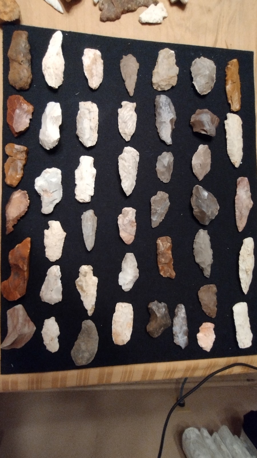 Miscellaneous collection of arrowheads and stones