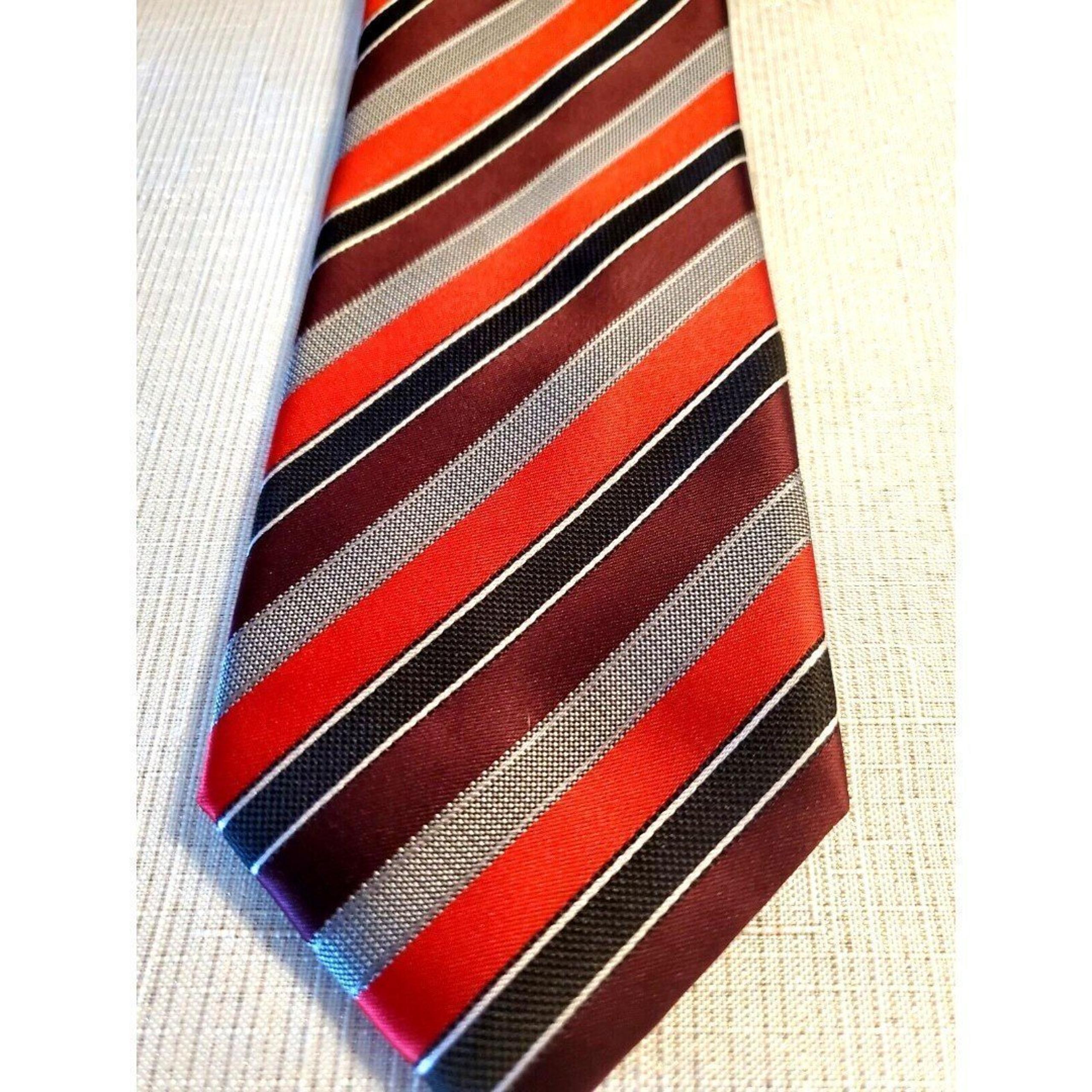 VINTAGE Executive Power Tie COLOURS BY ALEXANDER JULIAN New Old Stock Excellent