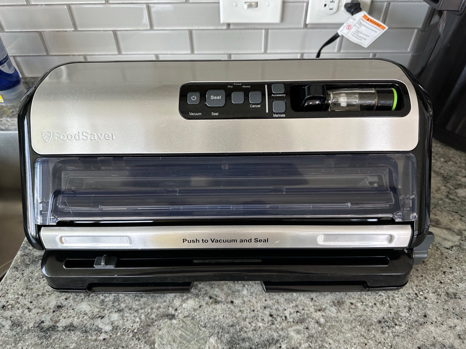 FoodSaver FM5200 Vacuum Sealer with Express Bag Maker and Hand Held Sealer