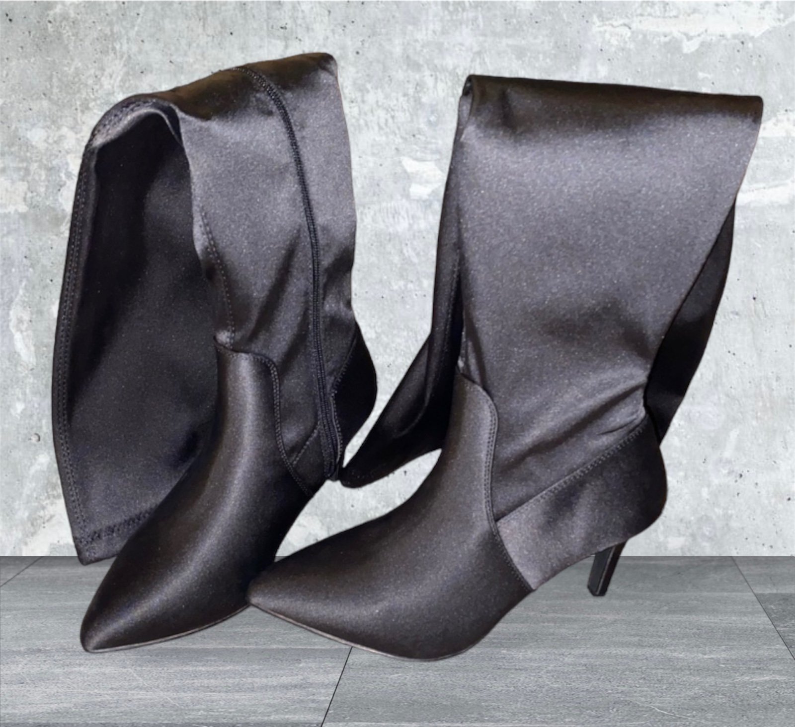 Torrid Black boots NWT Women ’s