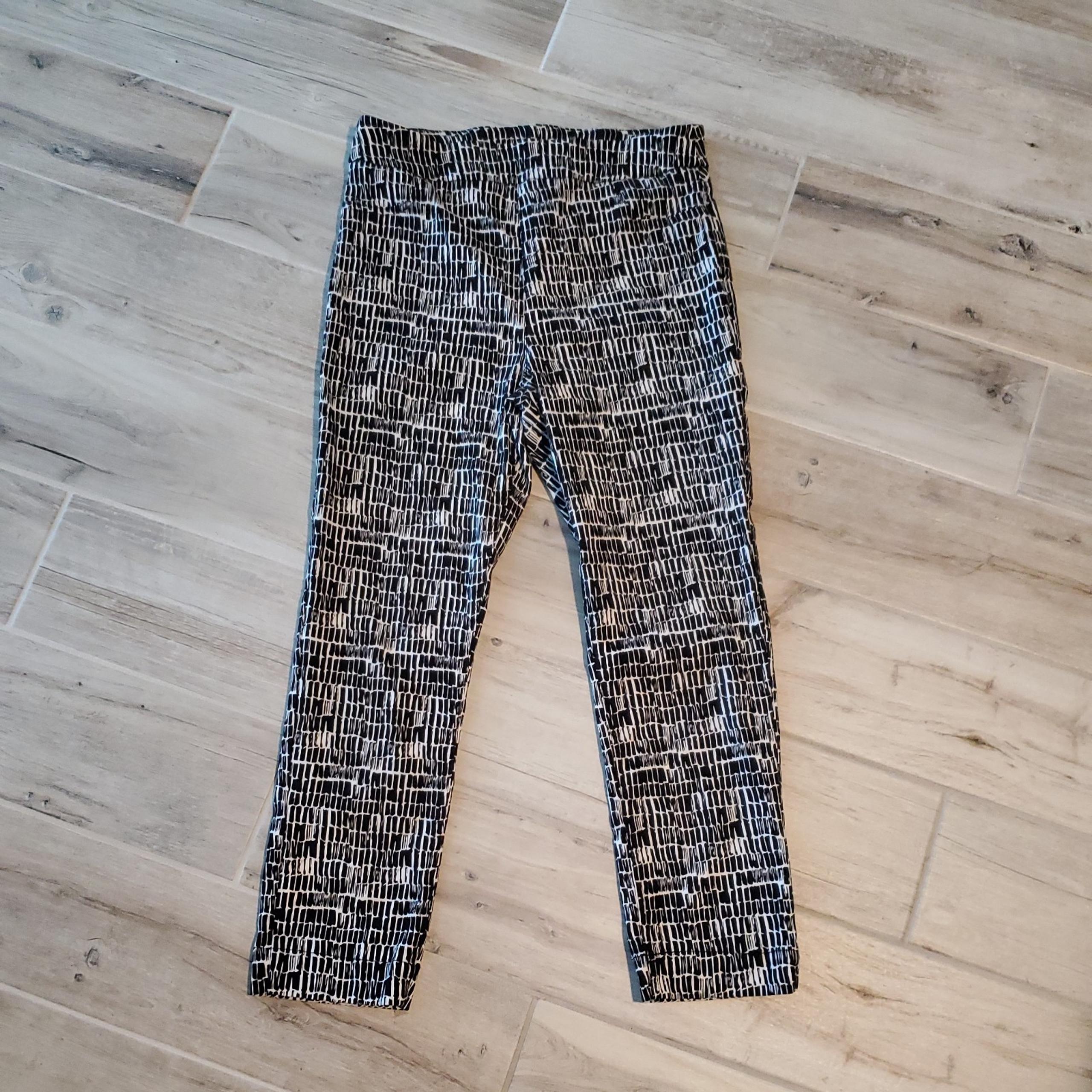 Soft Surroundings Black And White Super Stretch Capri Cropped Work Pants Size M