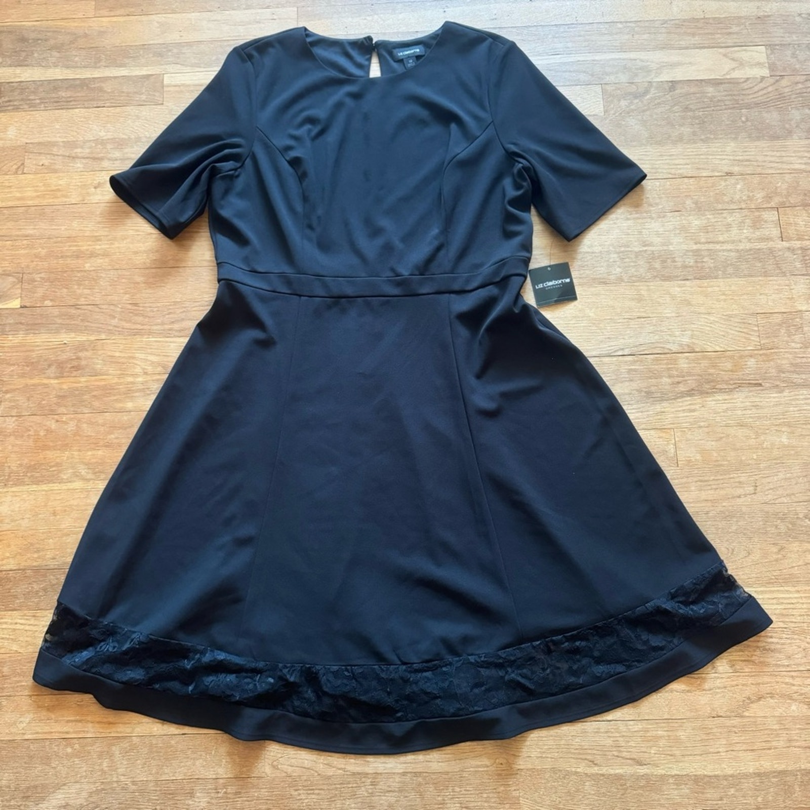 NWT Liz Claiborne black short sleeve a-line midi dress size 18  b32