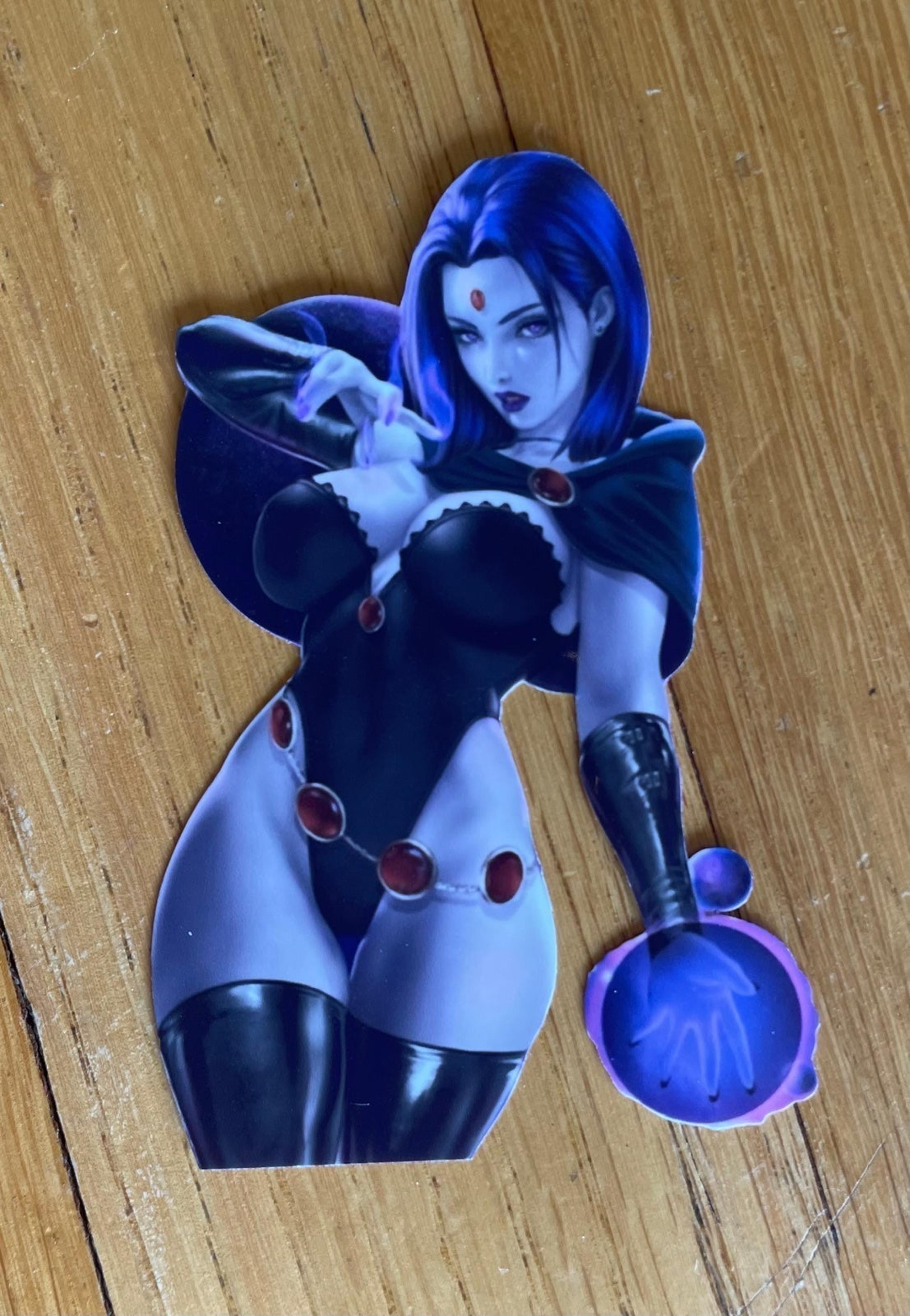 DC Comics TEEN TITANS: RAVEN (Sticker)