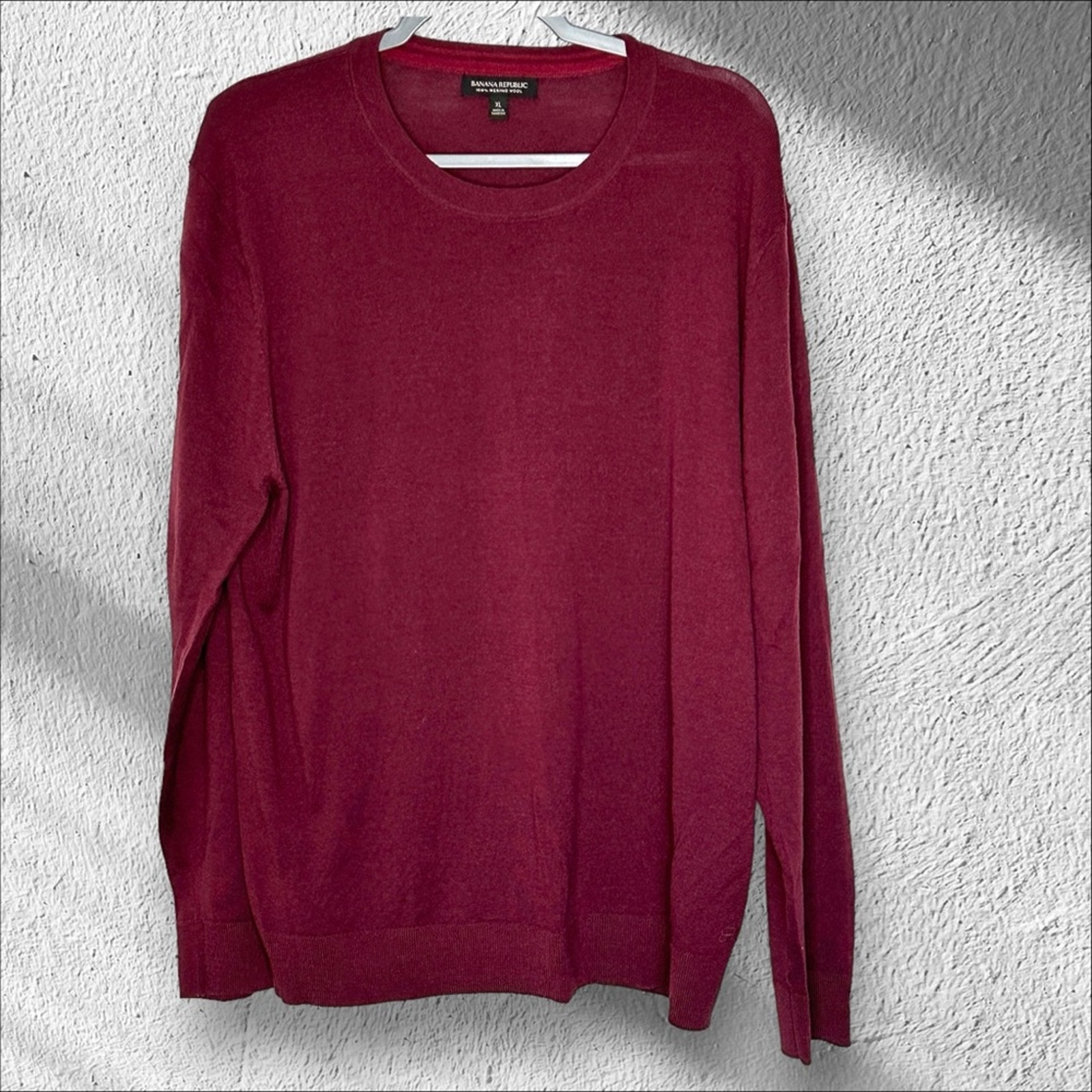 Banana Republic Men’s XL 100% Merino Wool Burgundy Pull Over Classic Neutral