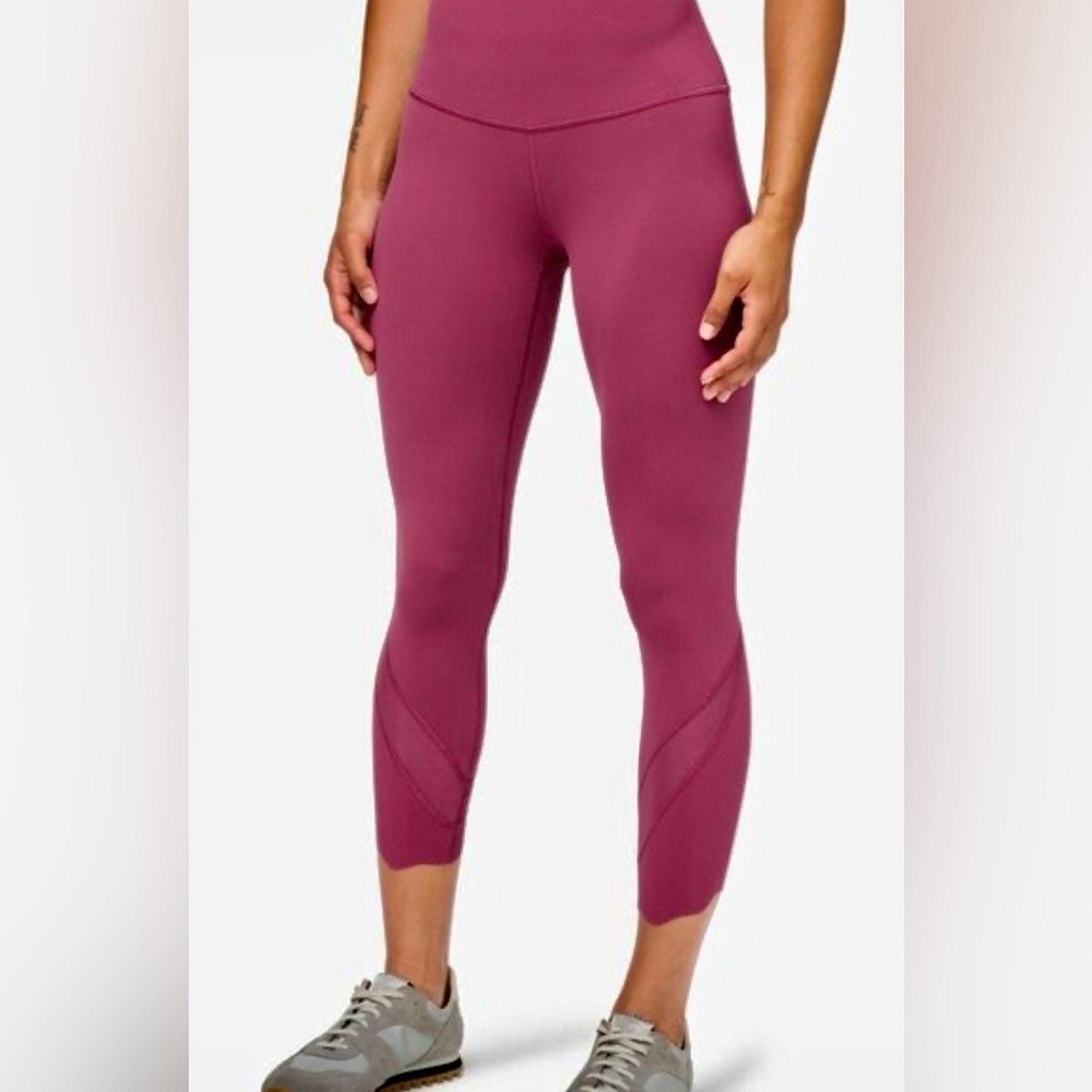 Lululemon Athletica women's wunder under crop high - rise roll down scallop hem