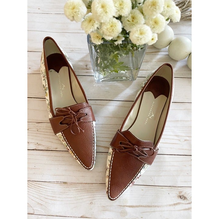 NEW Alexandra Neel Italian Leather Flat EU 40