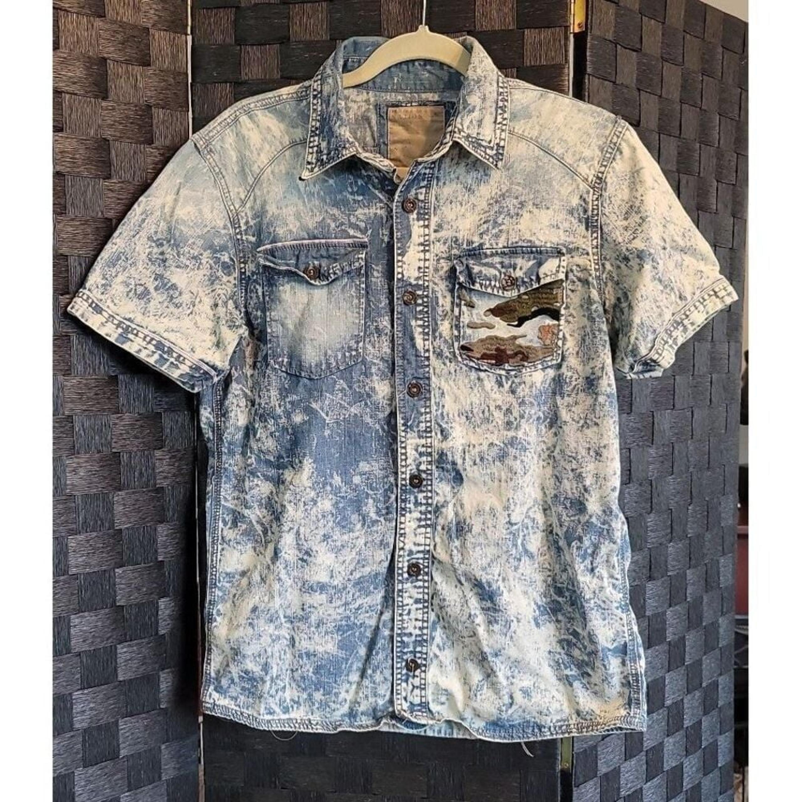 Parish Nation Commander & Chief, Men's Denim Shirt size Medium