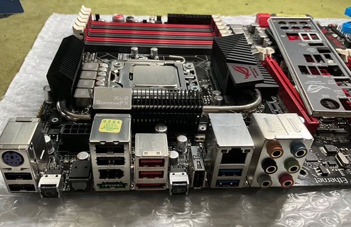 ASUS ROG Rampage III Formula (Intel X58 Express) Motherboard