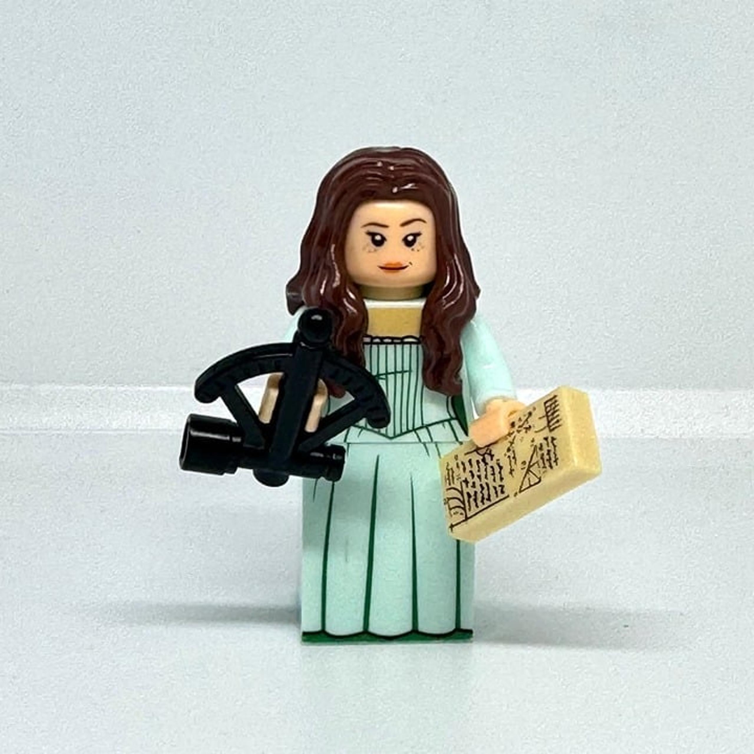 Elizabeth Swan Minifigure Lego Pirates of the Caribbean Custom - Pirates Cove