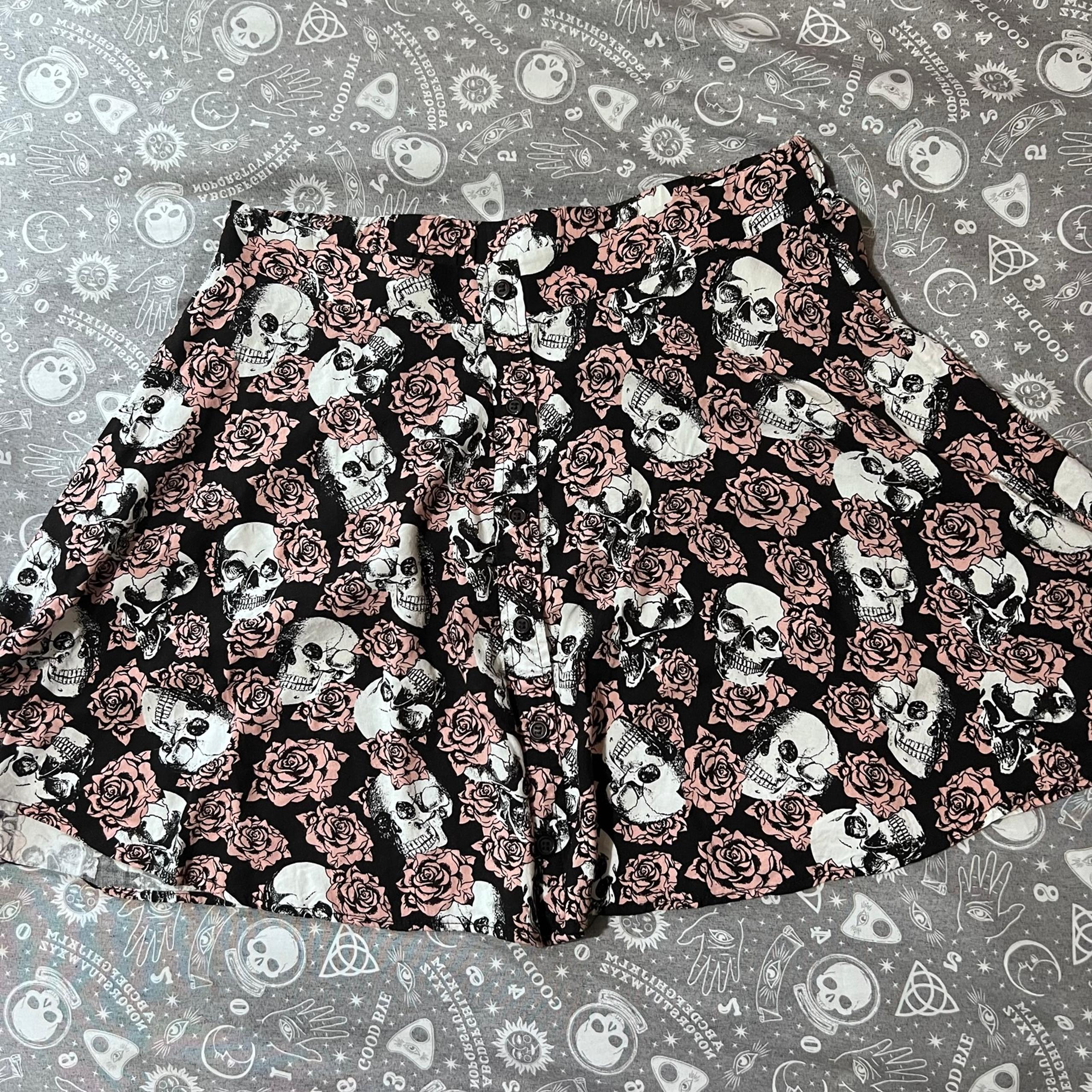 Hot Topic Skulls and Roses Button Down Skater Skirt