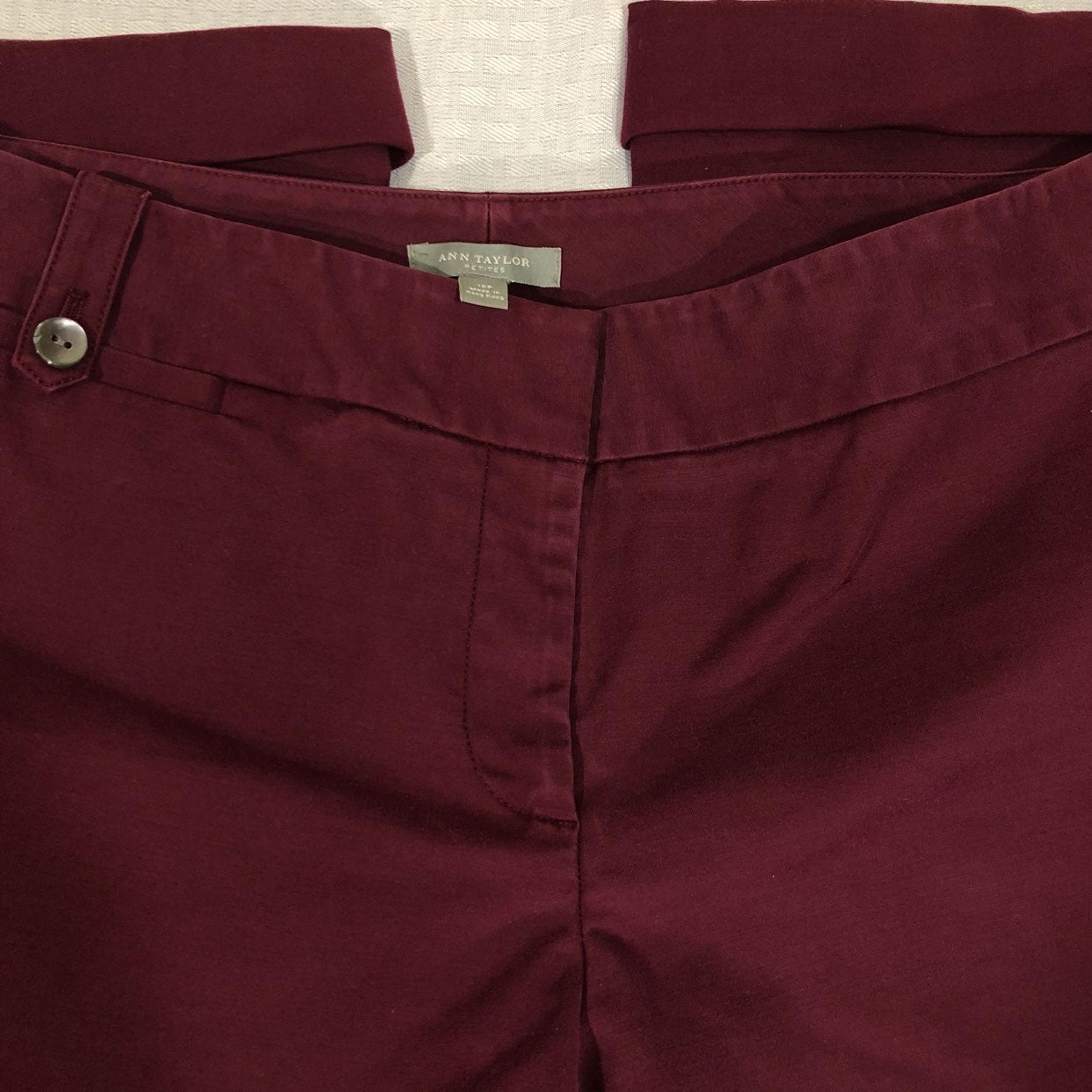 Ann Taylor Burgundy Cropped Pants